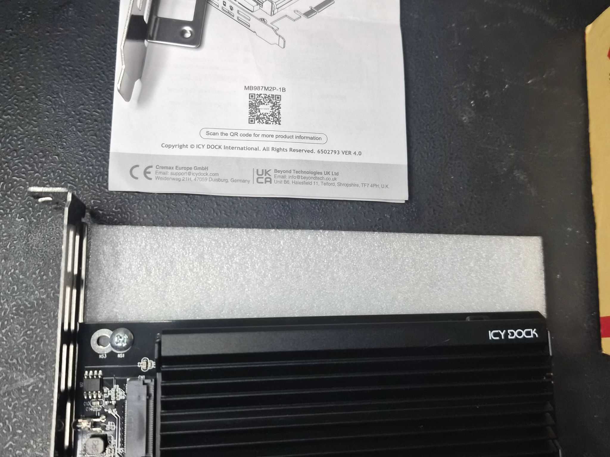 ICY DOCK M.2 NVMe SSD to PCIe X16/X8/X4