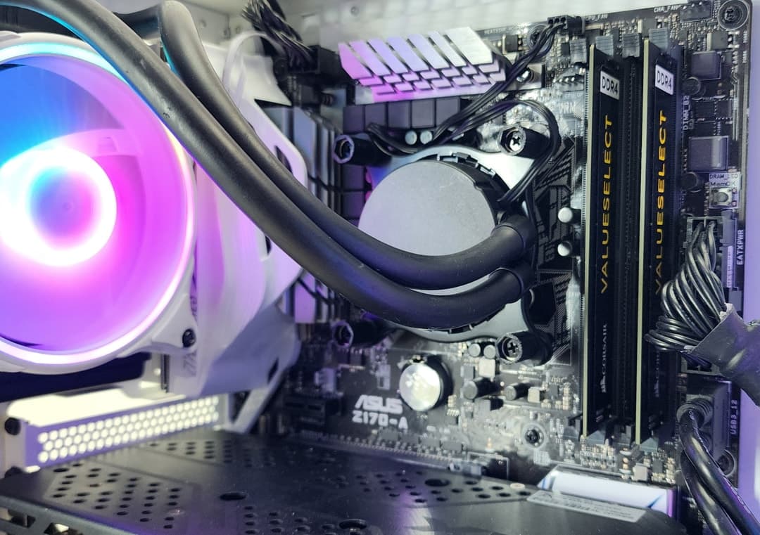 Gaming PC i7-6700K 16GB RAM 512GB SSD RX 580 8GB Windows 11 Computer