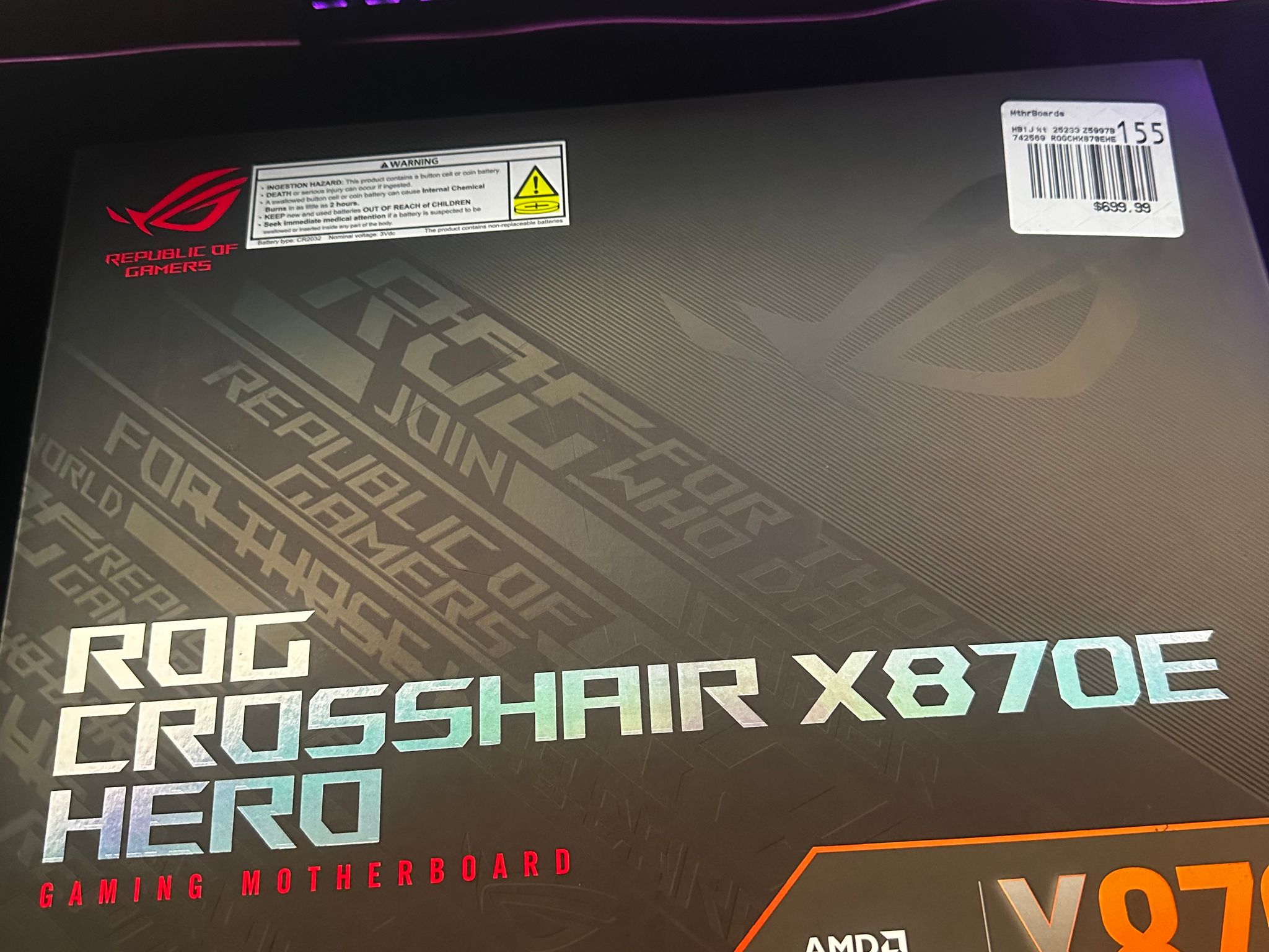 ASUS rog x870e crosshair hero