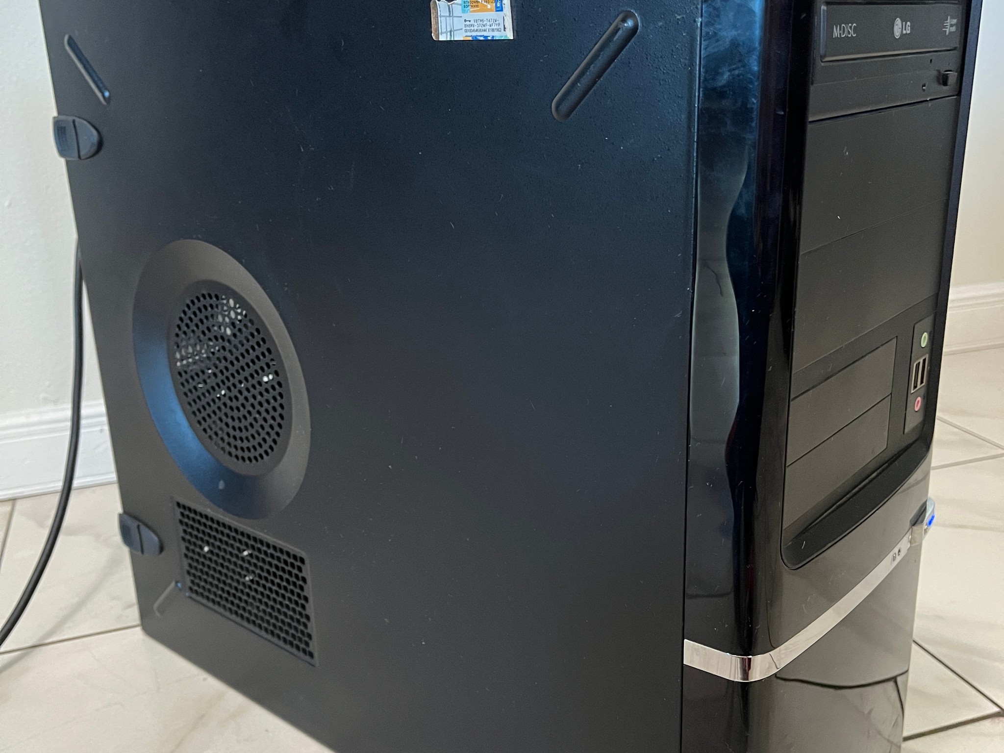 RTX 2060, Intel i3-10100, 16GB RAM, 500GB SSD, Sleeper Gaming PC w/ Wi-Fi & BT