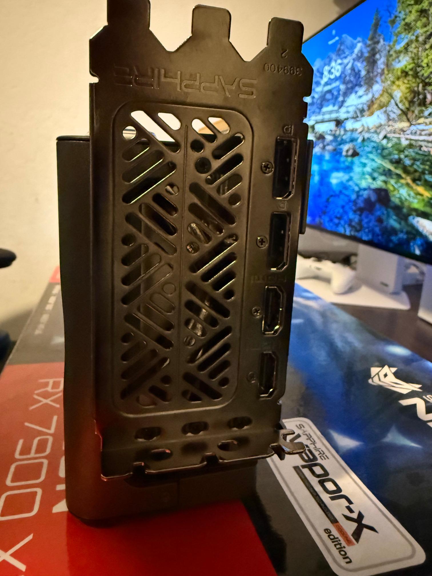 SAPPHIRE NITRO+ Radeon RX 7900 XTX 24GB - Original Box - FAST SHIPPING