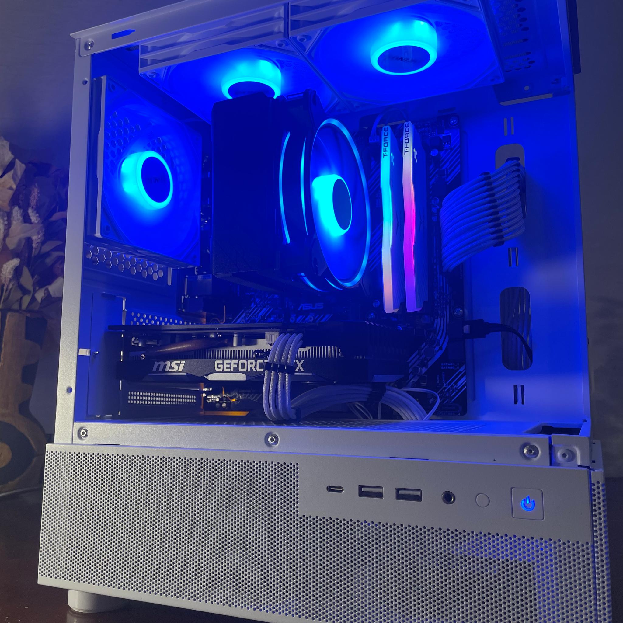 Gaming PC | GEFORCE 1660 | RYZEN 3 | 16GB RAM | WINDOWS 11 | WiFi and Bluetooth