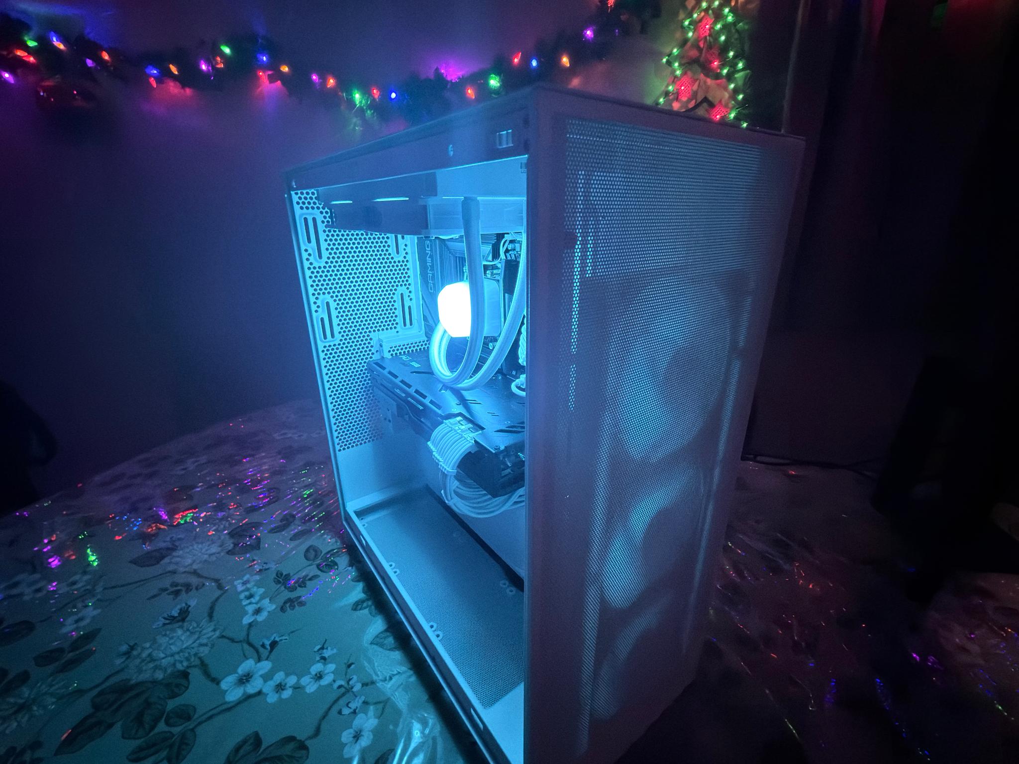 ❄️ WINTER PC ❄️ 7900 XTX  | Ryzen 9 7900x  | 1250W | 16gb DDR5 | 1tb SSD | WiFi | 4K Gaming PC