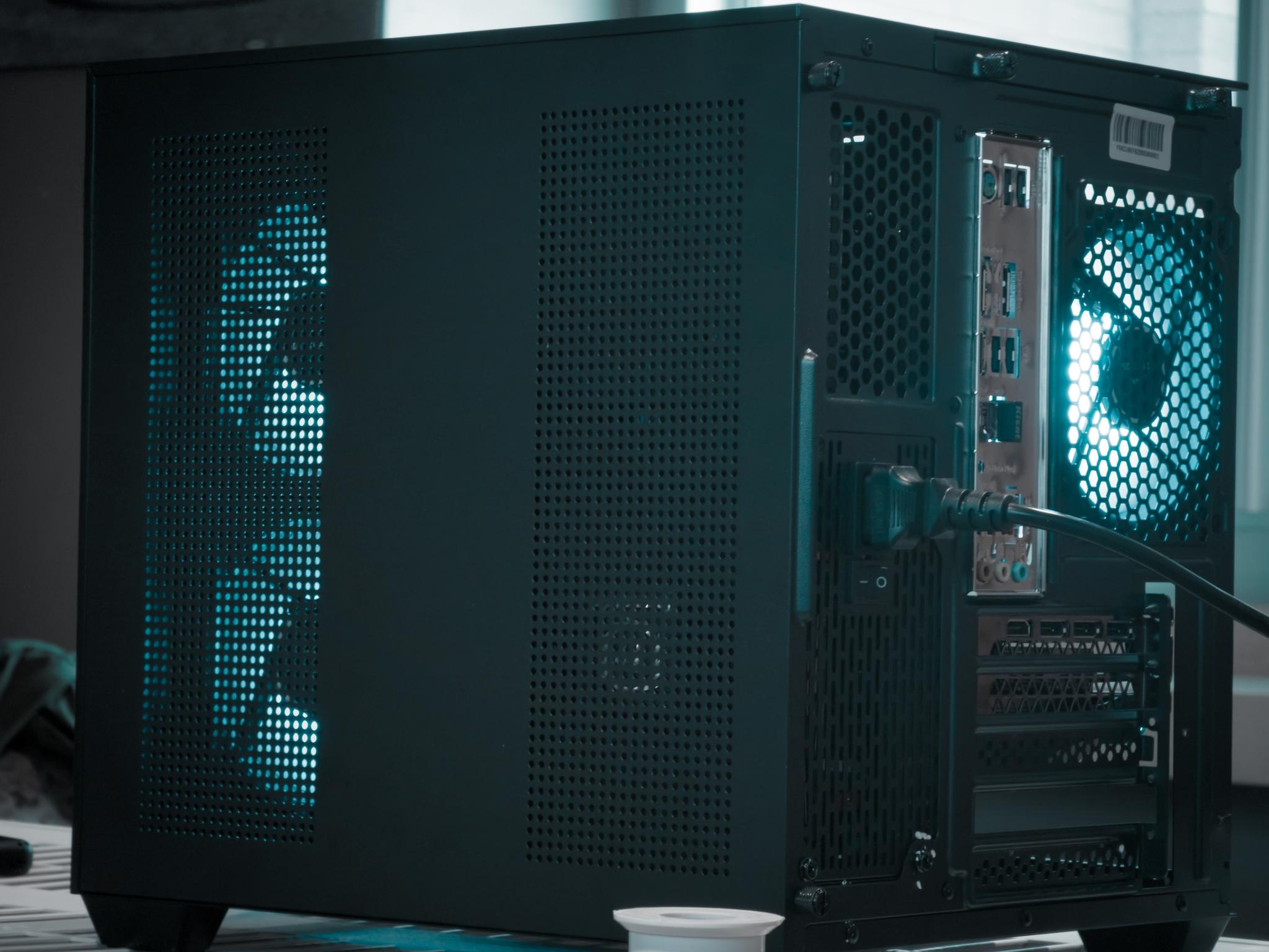 🔥 High-End Gaming PC – Ryzen 9 9900X | RTX 3080 Ti | 32GB DDR5 | RGB Fishtank 🔥