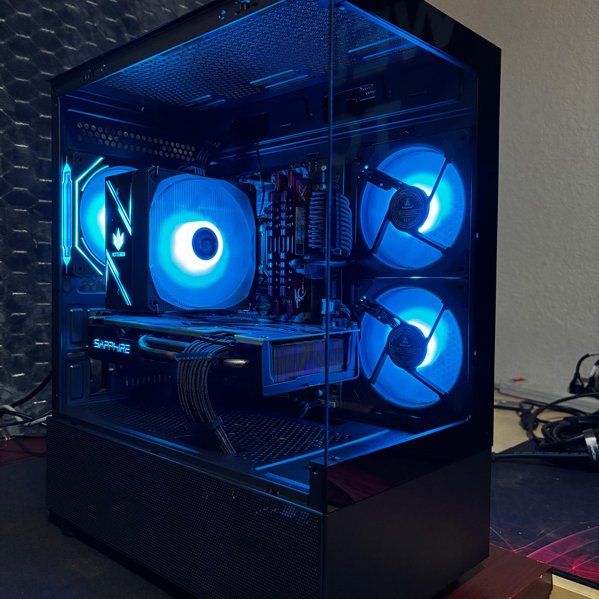 Beautiful Fish Tank Gaming PC | RX 570 8GB + i7 | WiFi