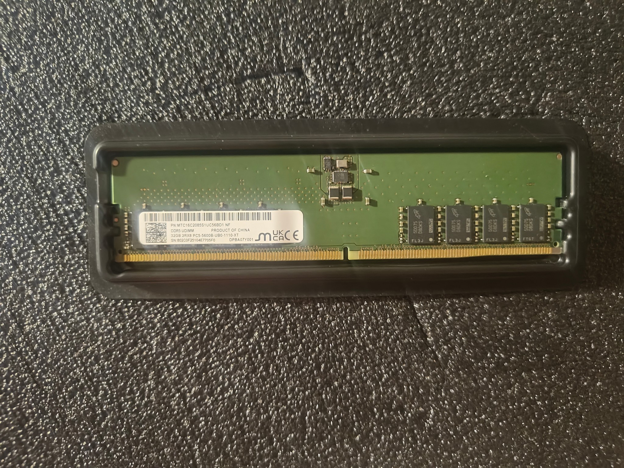 1x32GB DDR5