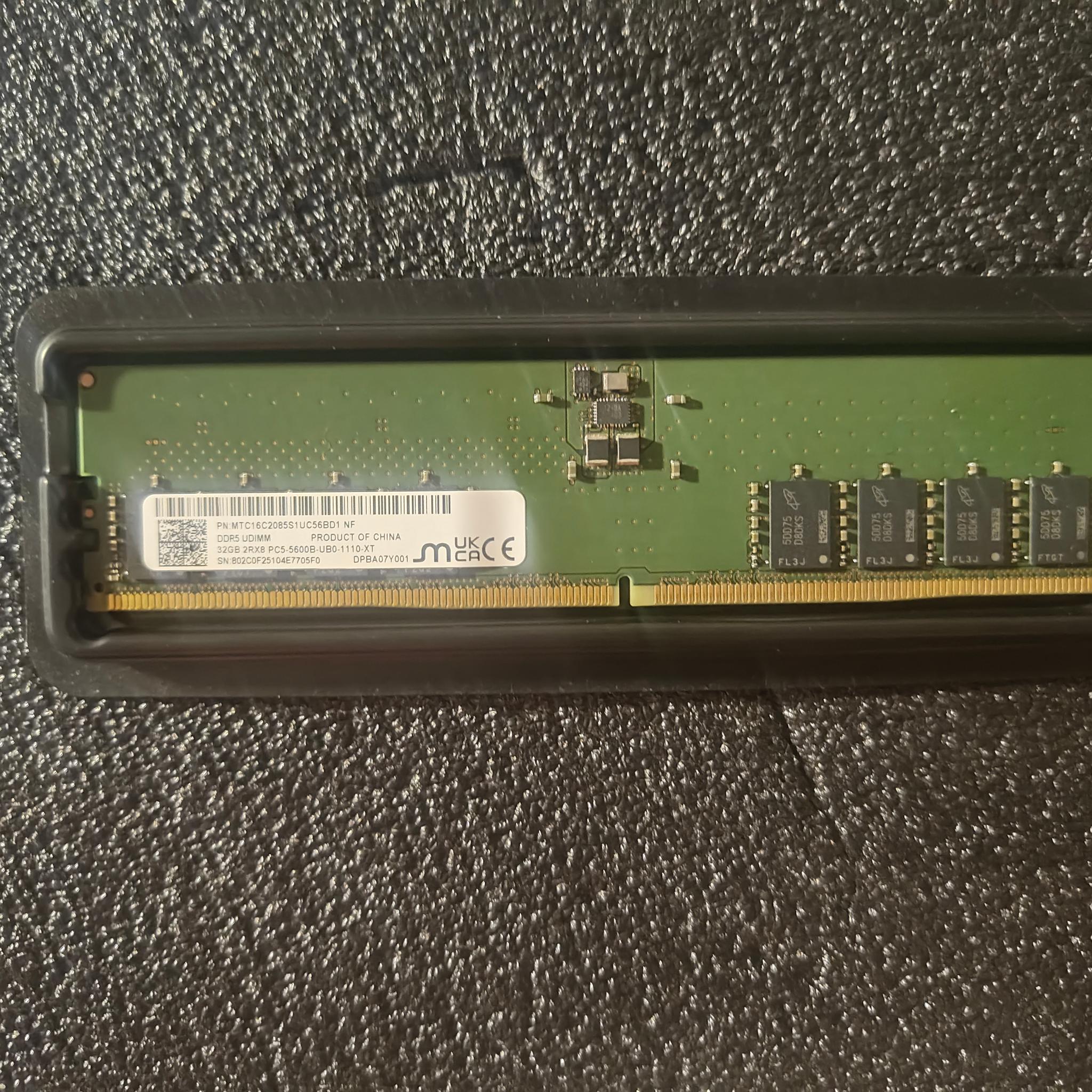 1x32GB DDR5