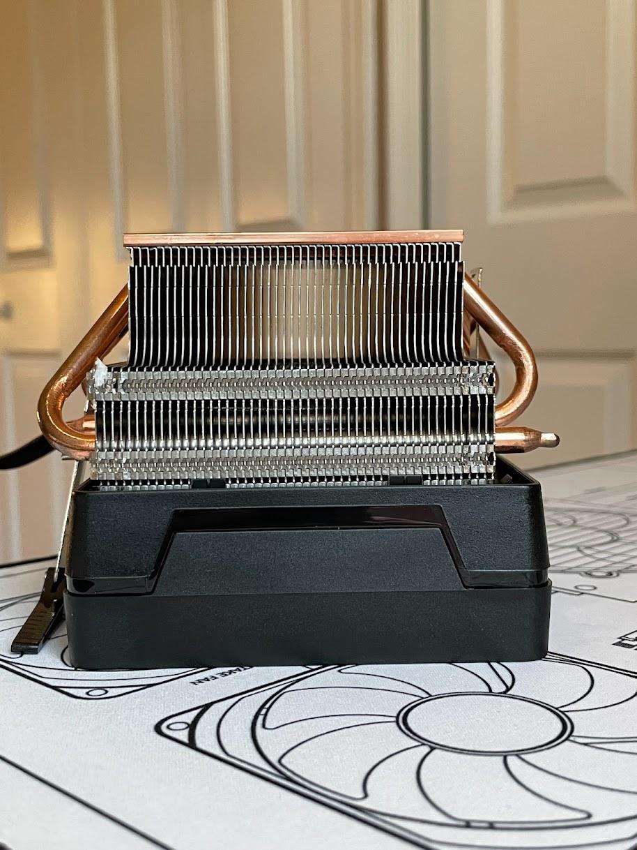 AMD Wraith Prism Socket AM4 4-pin LED RGB CPU Cooler