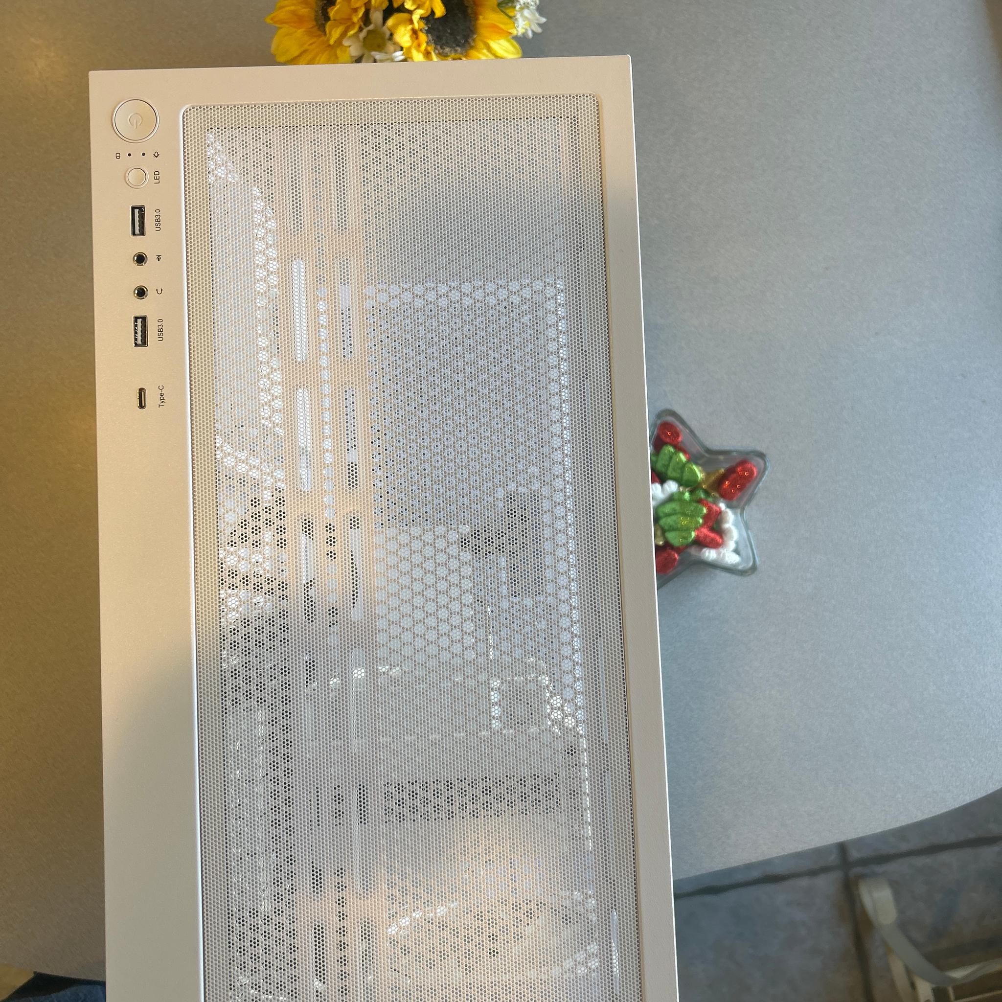 White gaming PC for beginners.