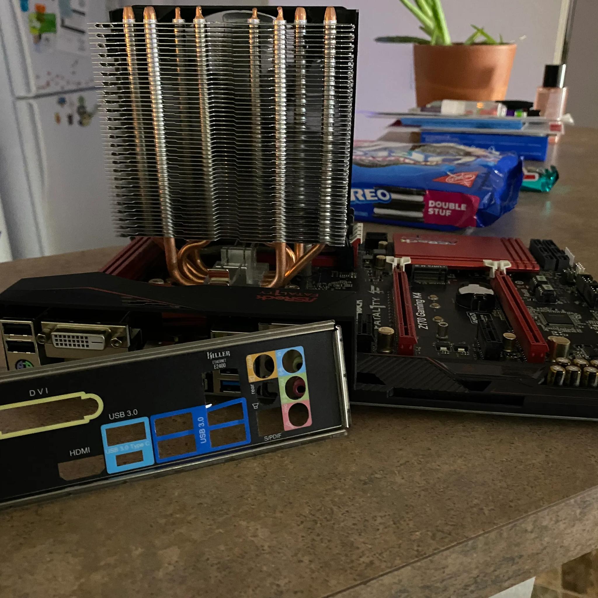 Intel Core i5 Skylake 6600K mounted in Asrock Fatal1ty Z170 Gaming K4 with cooler and Ram included