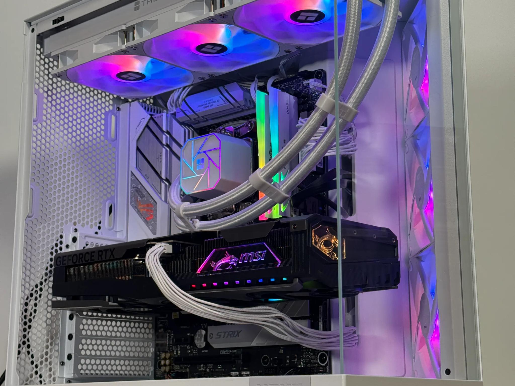 RTX 5070 Ryzen 9 7900x Gaming PC