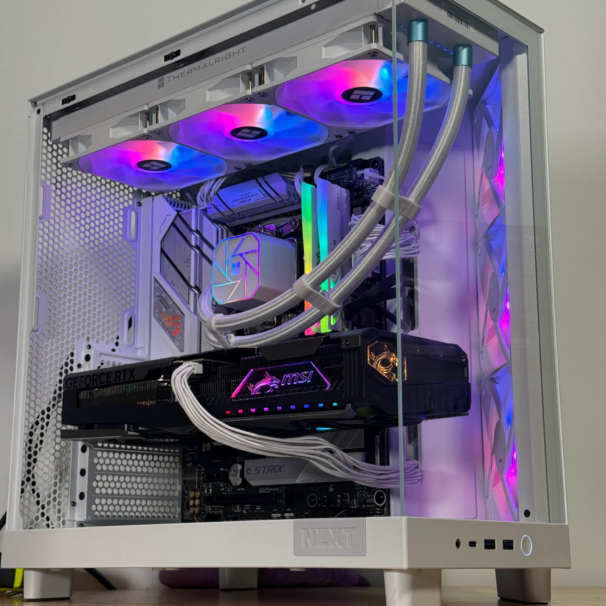 RTX 5070 Ryzen 9 7900x Gaming PC