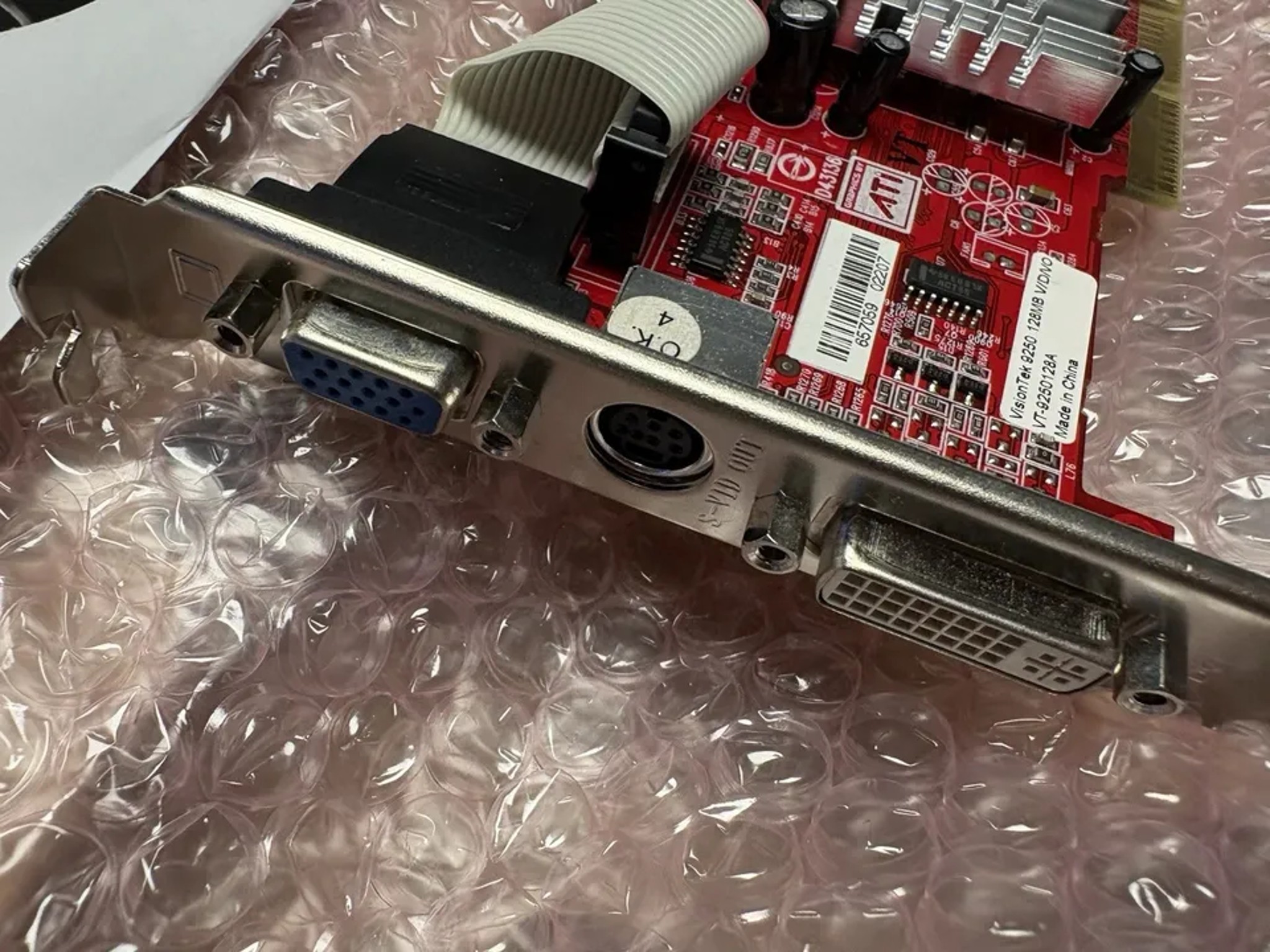 “As Is Untested Visiontek Radeon 9250 128 MB DDR PCI Video card retro gaming”