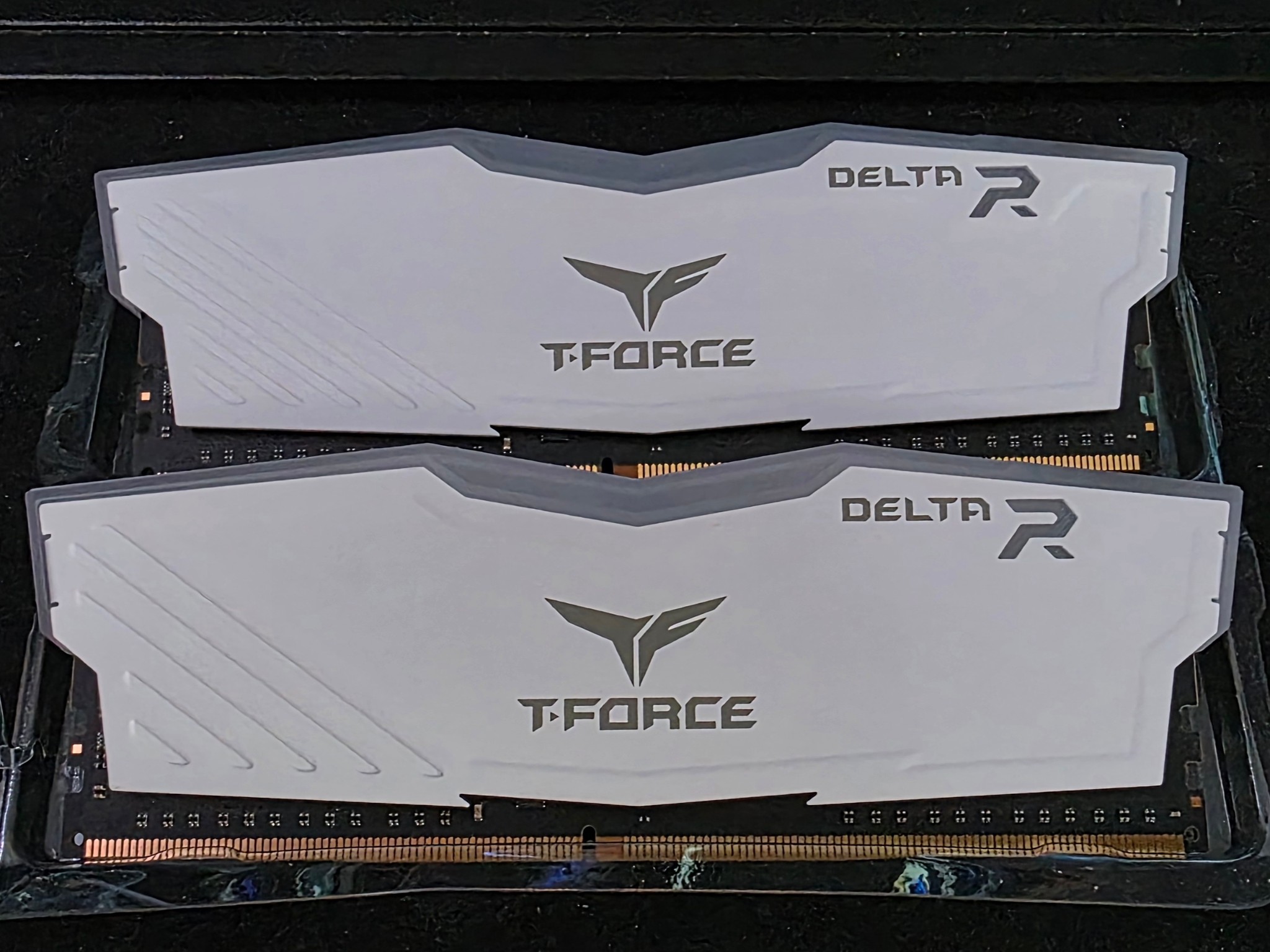 TEAMGROUP T-Force Delta RGB DDR4 32GB (2x16GB) 3600MHz CL18 Desktop Gaming Memory Module Ram