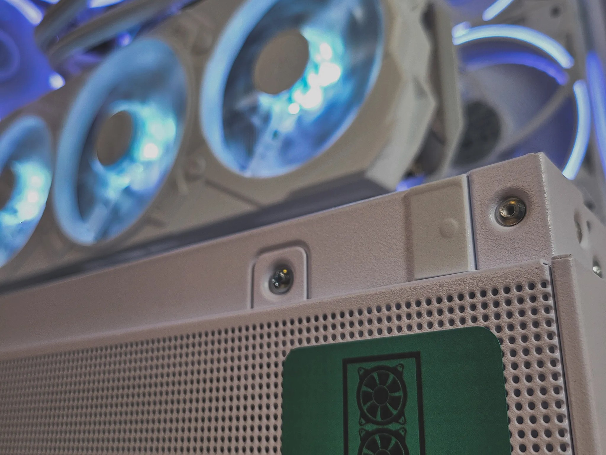 🎃 Halloween Sale 🎃 Ivory Storm: RTX 4070 | Ryzen 7 | 32GB RAM | 1 TB | 850w | Win11 Pro | Wifi