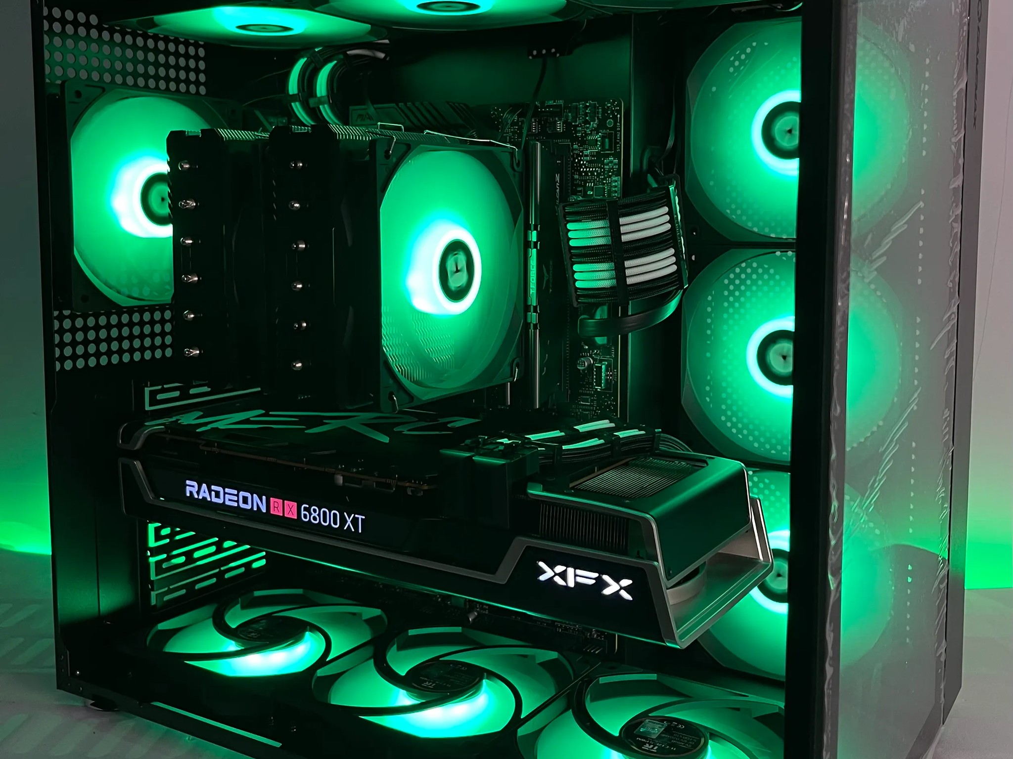 [HIGH END] 4K Streaming/Gaming PC (i7-12700K, 32GB DDR4, RX 6800XT 16GB, 1TB GEN 4 NVME)