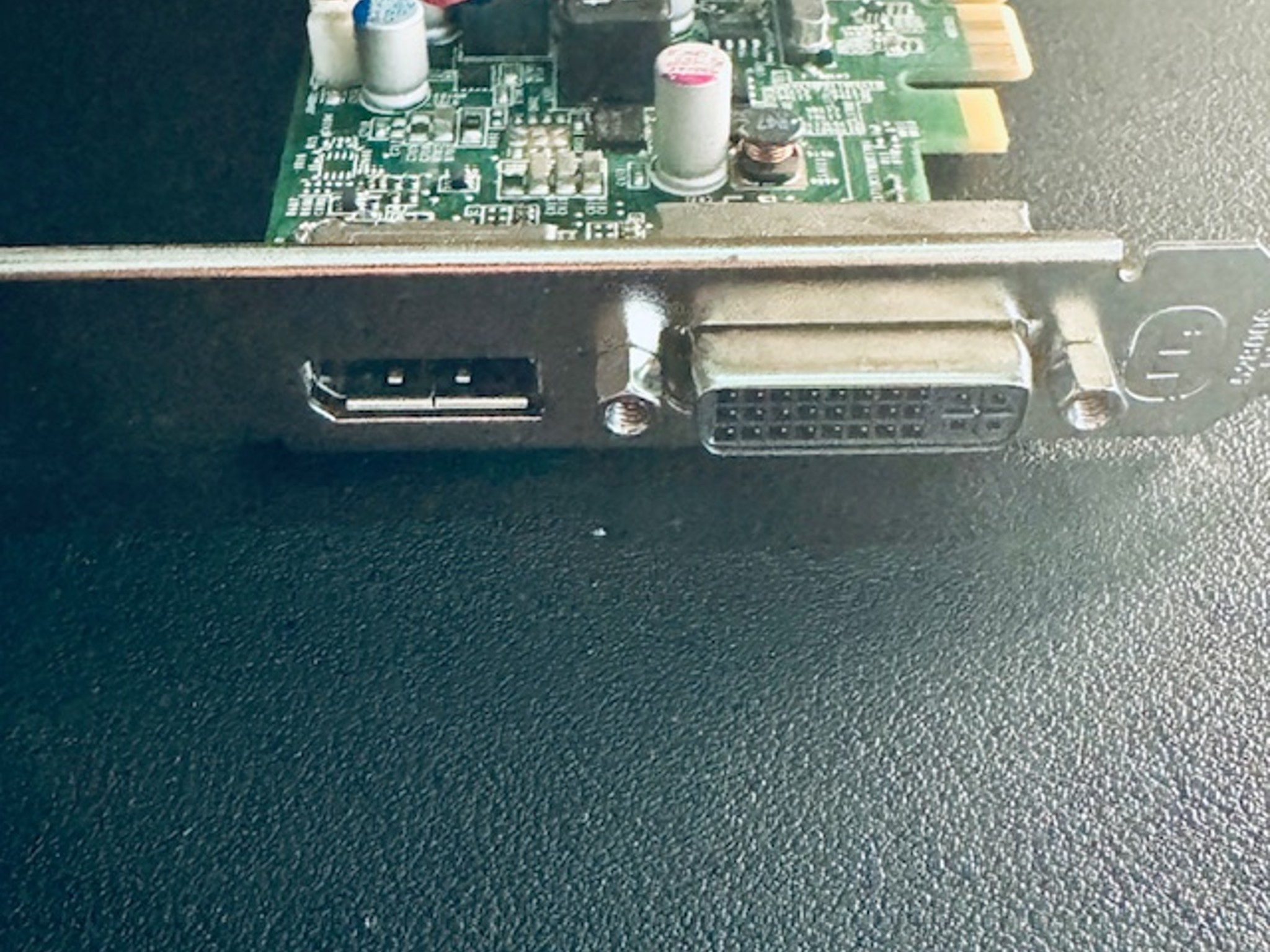 AMD Radeon R7 350X 4GB GDDR3 Graphics Card