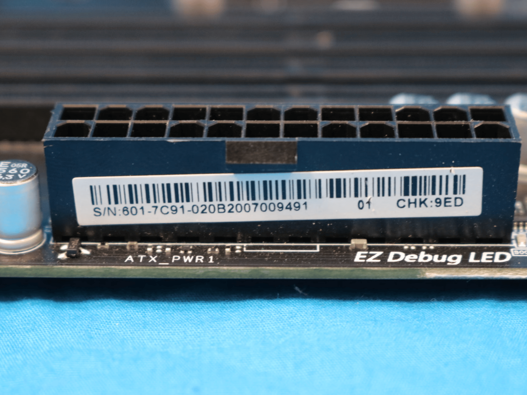 *DAMAGED* MSI MPG B550 Gaming Edge WIFI AMD Socket AM4 DDR4 ATX Desktop Motherboard