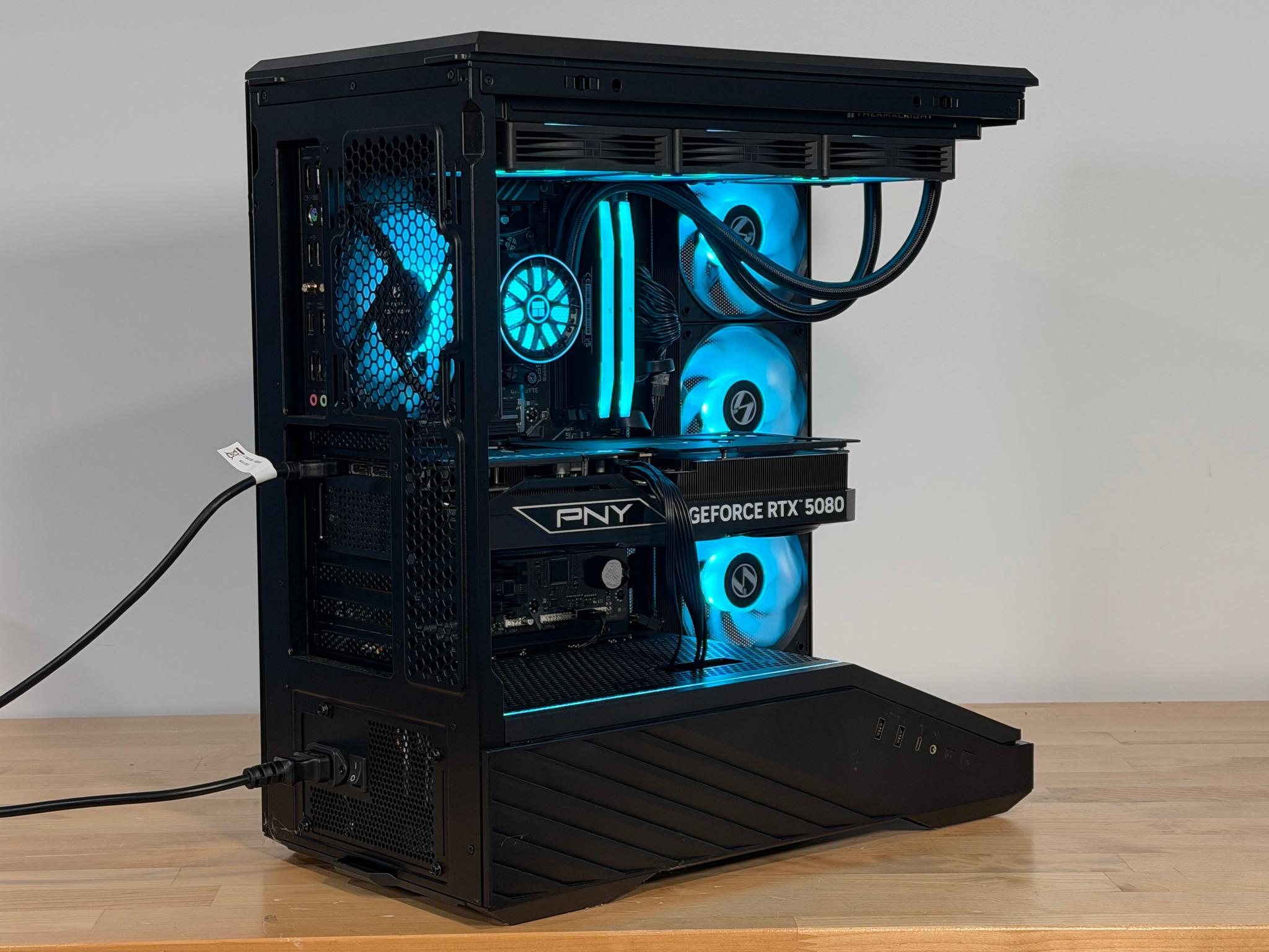 GeForce RTX 5080 - Ryzen 7 9800X3D Gaming PC