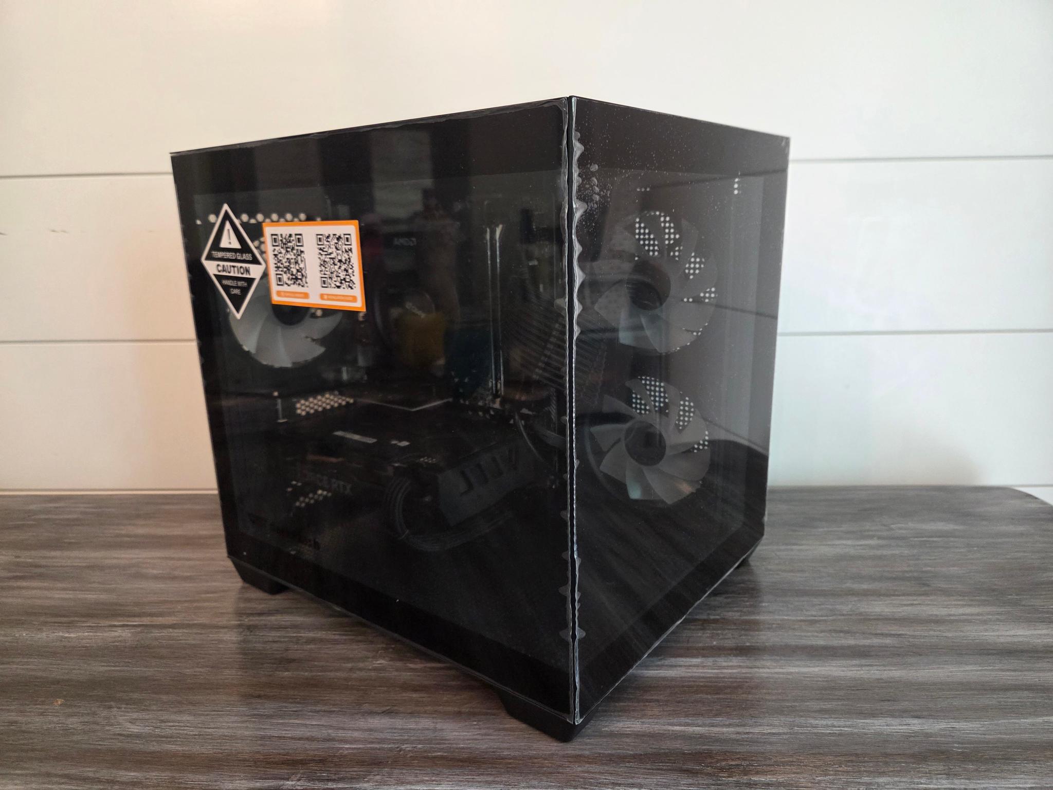 Small black gaming PC | RTX 2060 | RYZEN 5 3600 | 16GB RAM | 512GB SSD