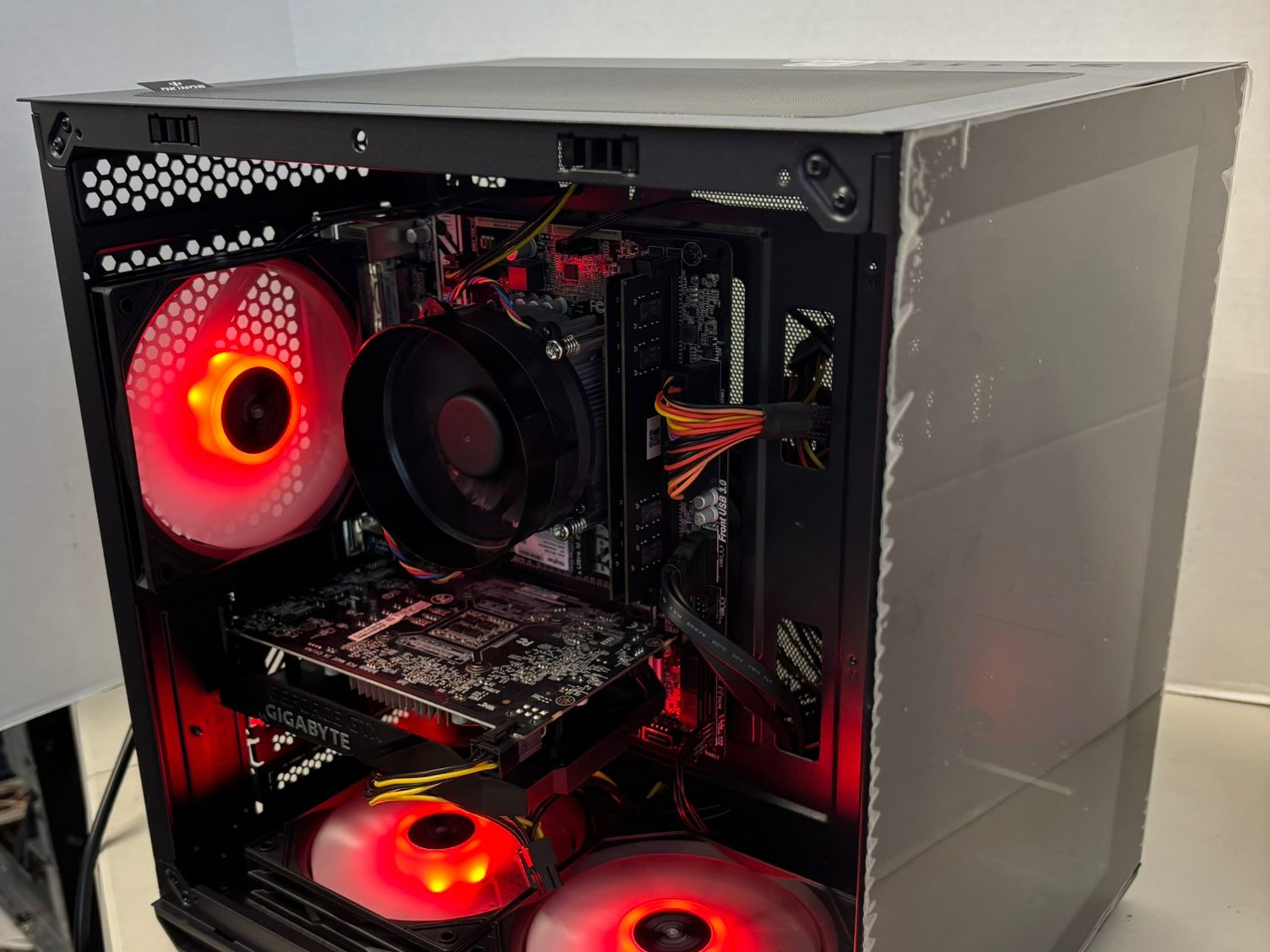 Gaming PC | intel i5 + 1650 | 16GB RAM | WIFI + BT | 512GB SSD