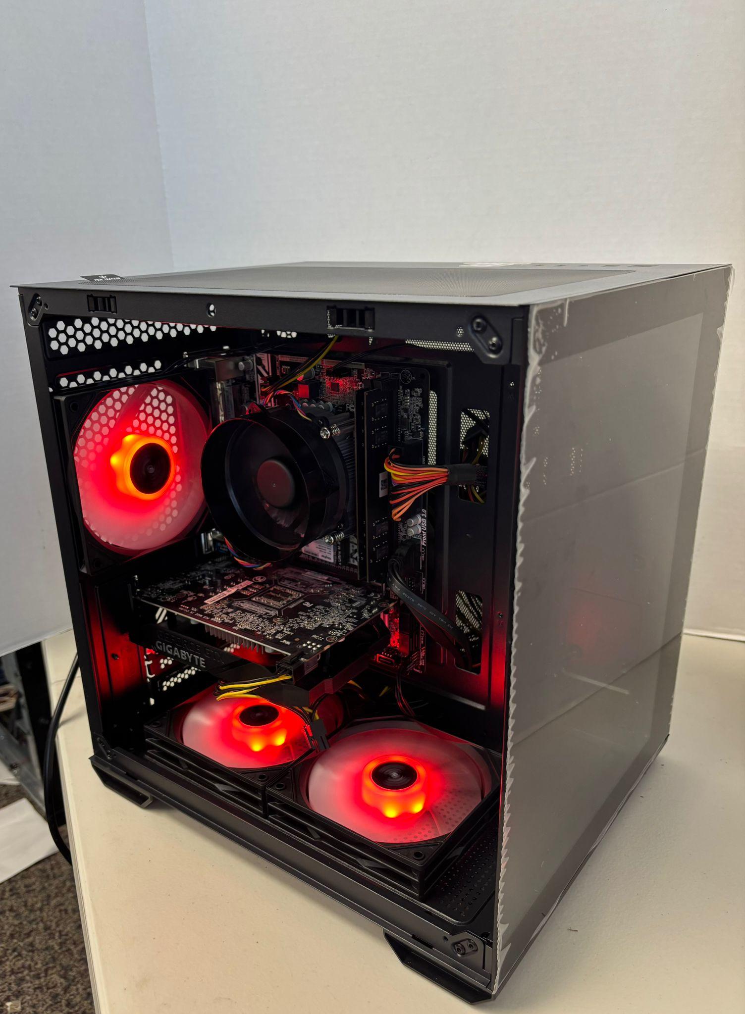 Gaming PC | intel i5 + 1650 | 16GB RAM | WIFI + BT | 512GB SSD