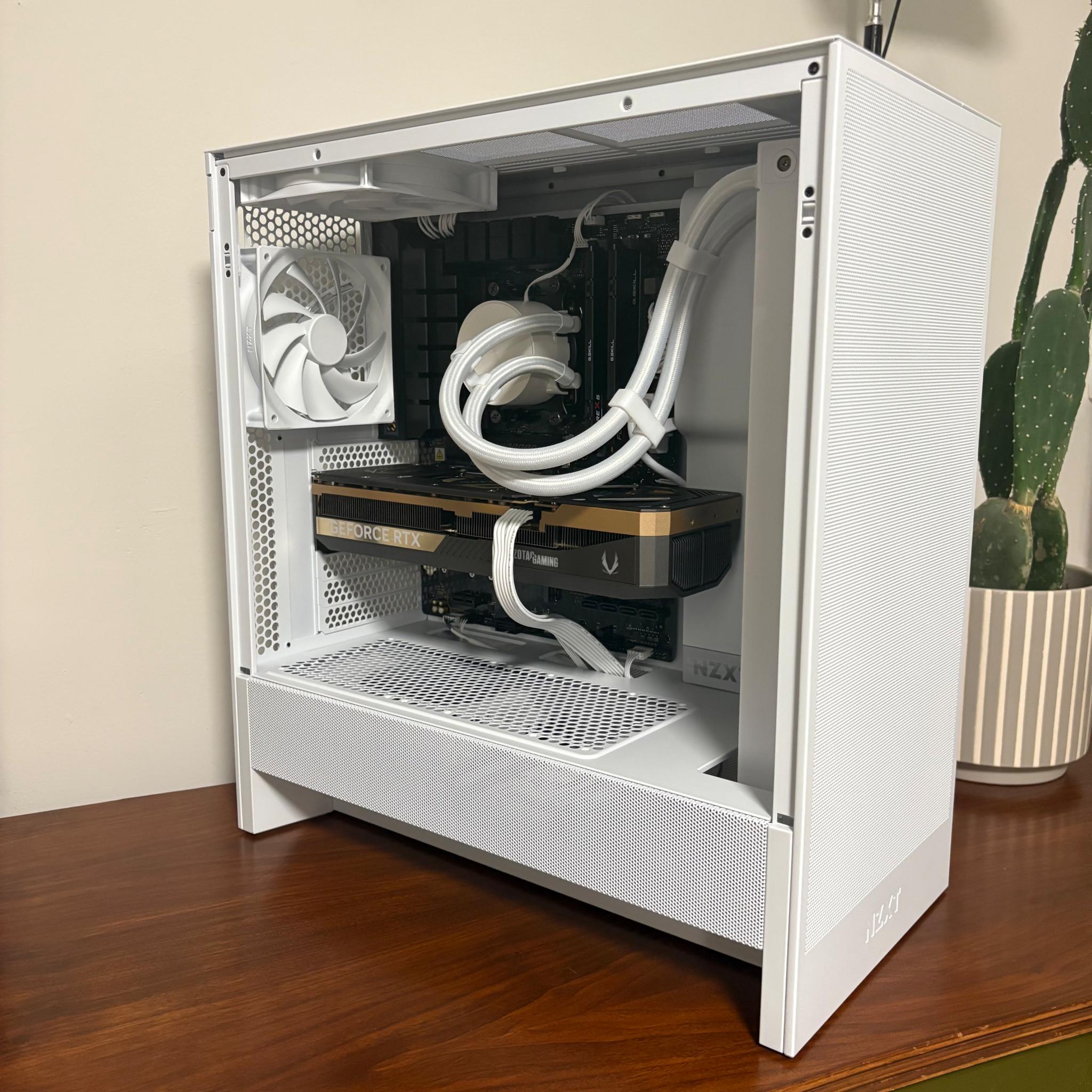 RTX 5070TI | Ryzen 5 7600X3D | 32GB DDR5 | 2TB SSD | 850W PSU | 360MM AIO | 5x 120mm Fan | NZXT H5