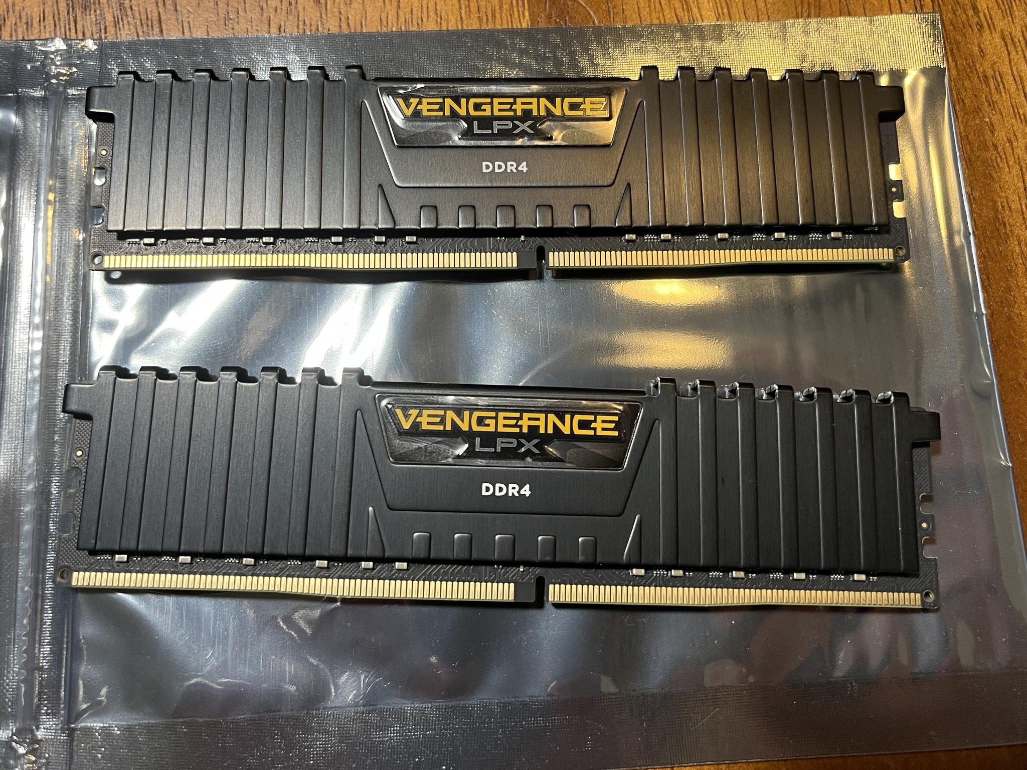 Corsair Vengeance LPX 64GB (2x32GB) DDR4 3200MHz DIMM RAM CMK64GX4M2E3200C16