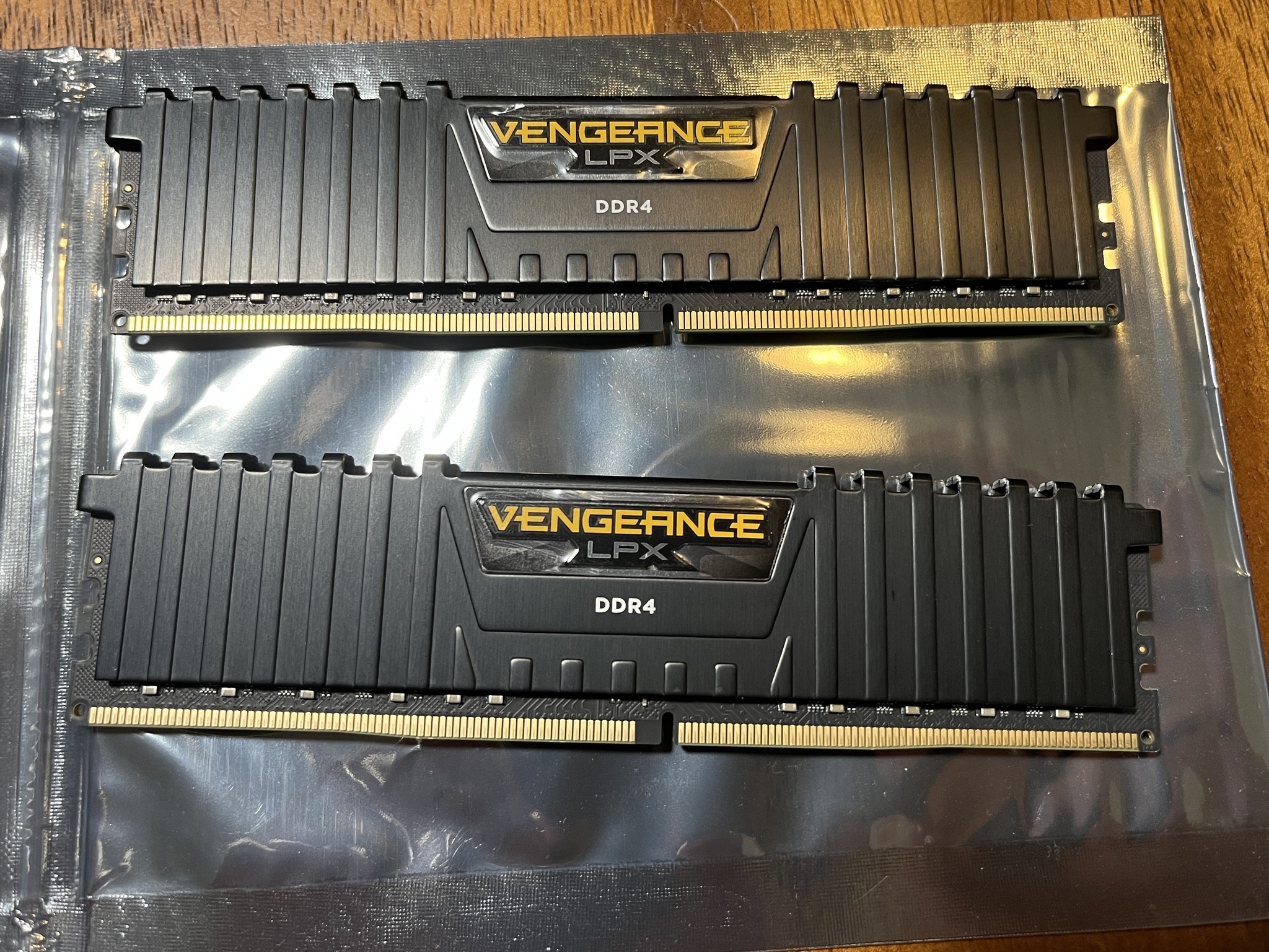 Corsair Vengeance LPX 64GB (2x32GB) DDR4 3200MHz DIMM RAM CMK64GX4M2E3200C16