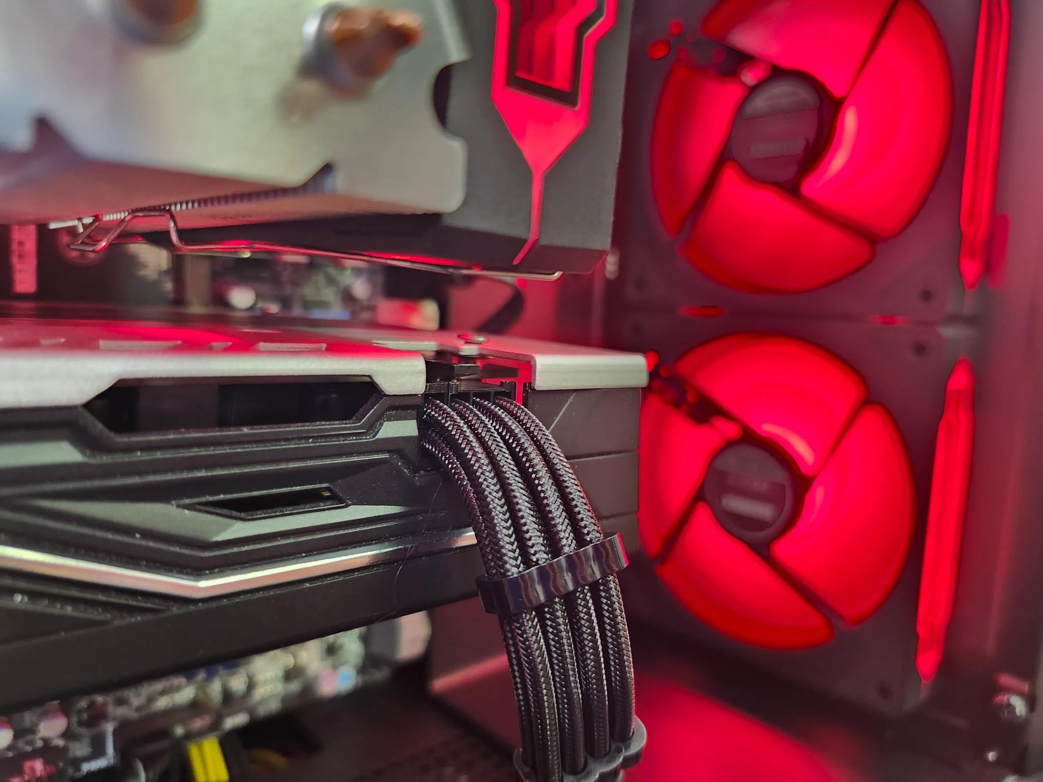 Gaming PC | i7 + Rx 570 | 16GB RAM | WIFI + BT | 1TB HDD