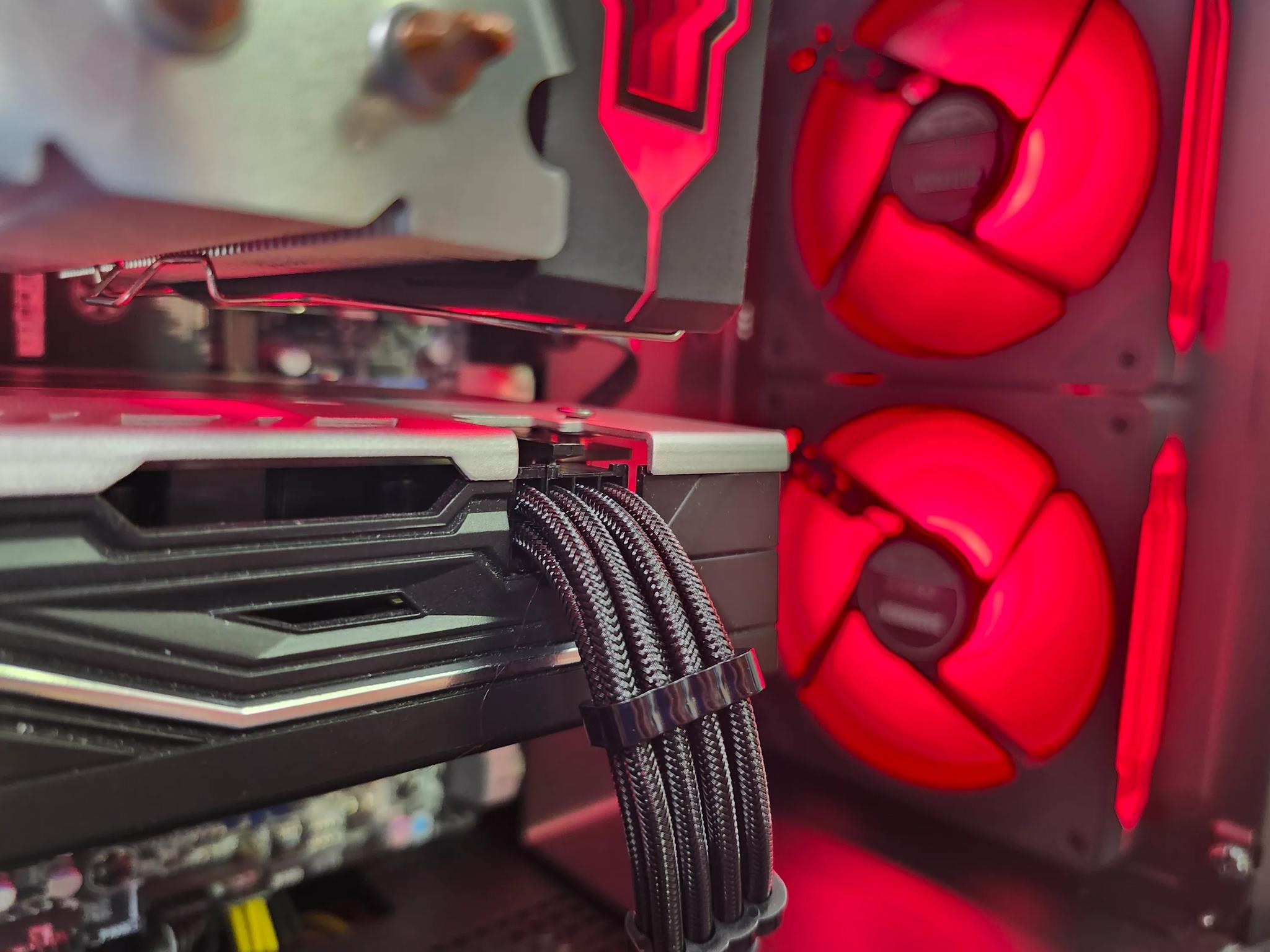 Gaming PC | i7 + Rx 570 | 16GB RAM | WIFI + BT | 1TB HDD