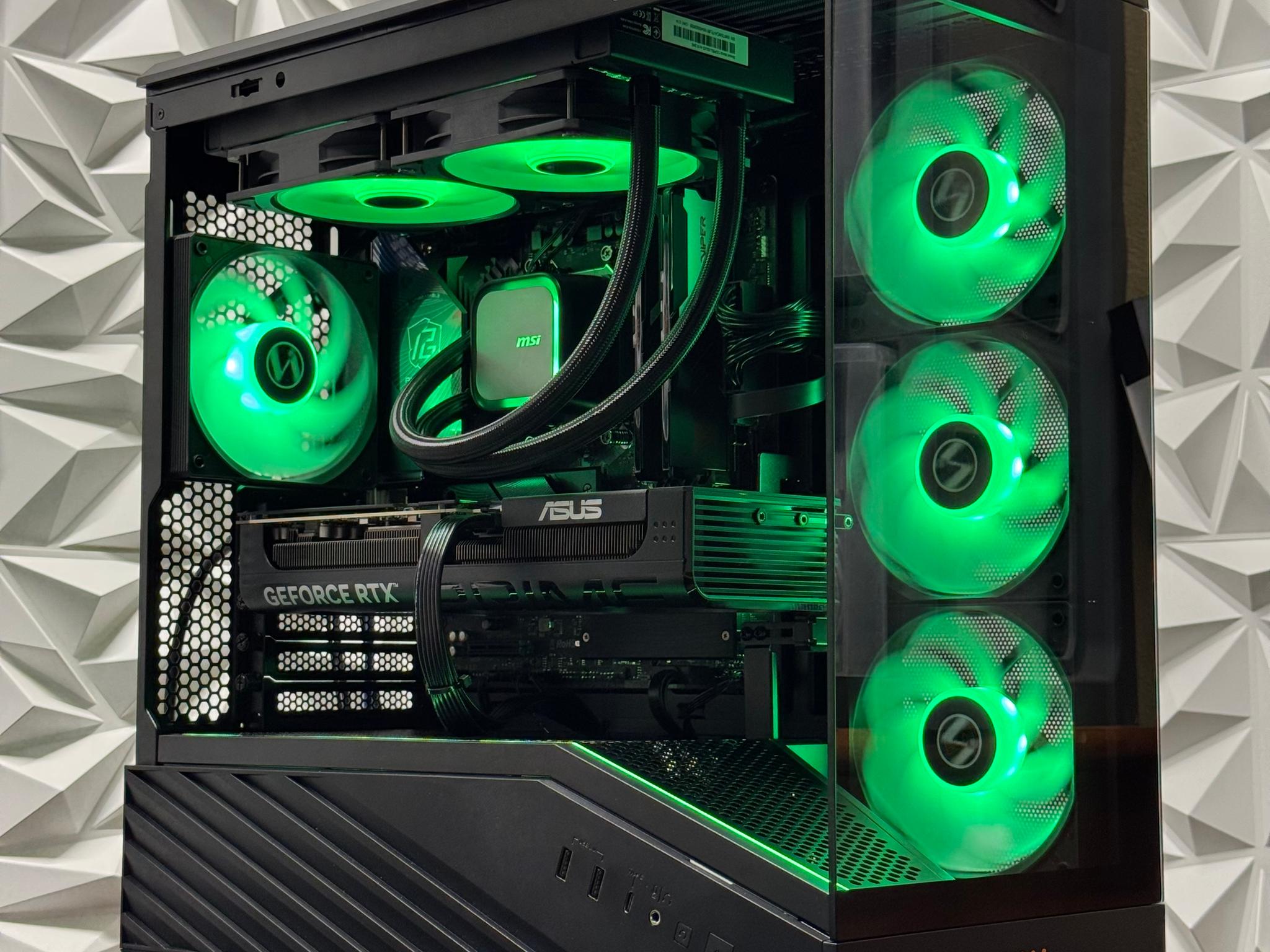 RTX 5070 / Ryzen 7 7700x / 32GB 6000MHz CL30 / 1TB storage / B850M / Windows 11 Pro