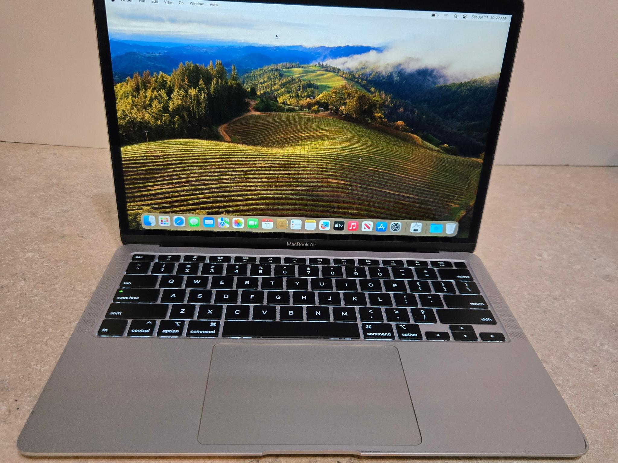 Apple Macbook Air 13 Inch Laptop - 2020 - intel i3 - 256GB SSD - Model A2179