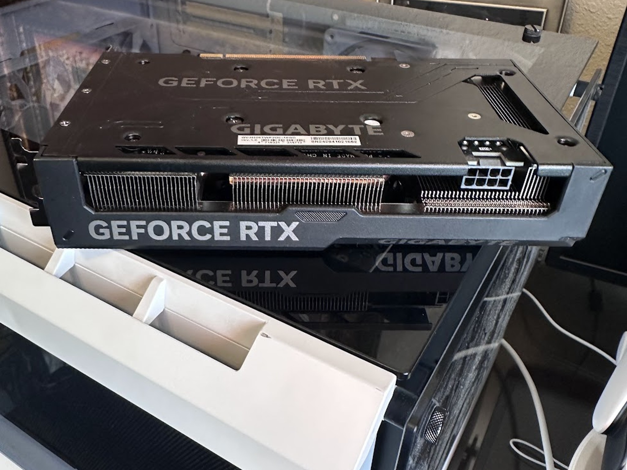 GeForce RTX™ 4060 Ti WINDFORCE OC 16G GPU