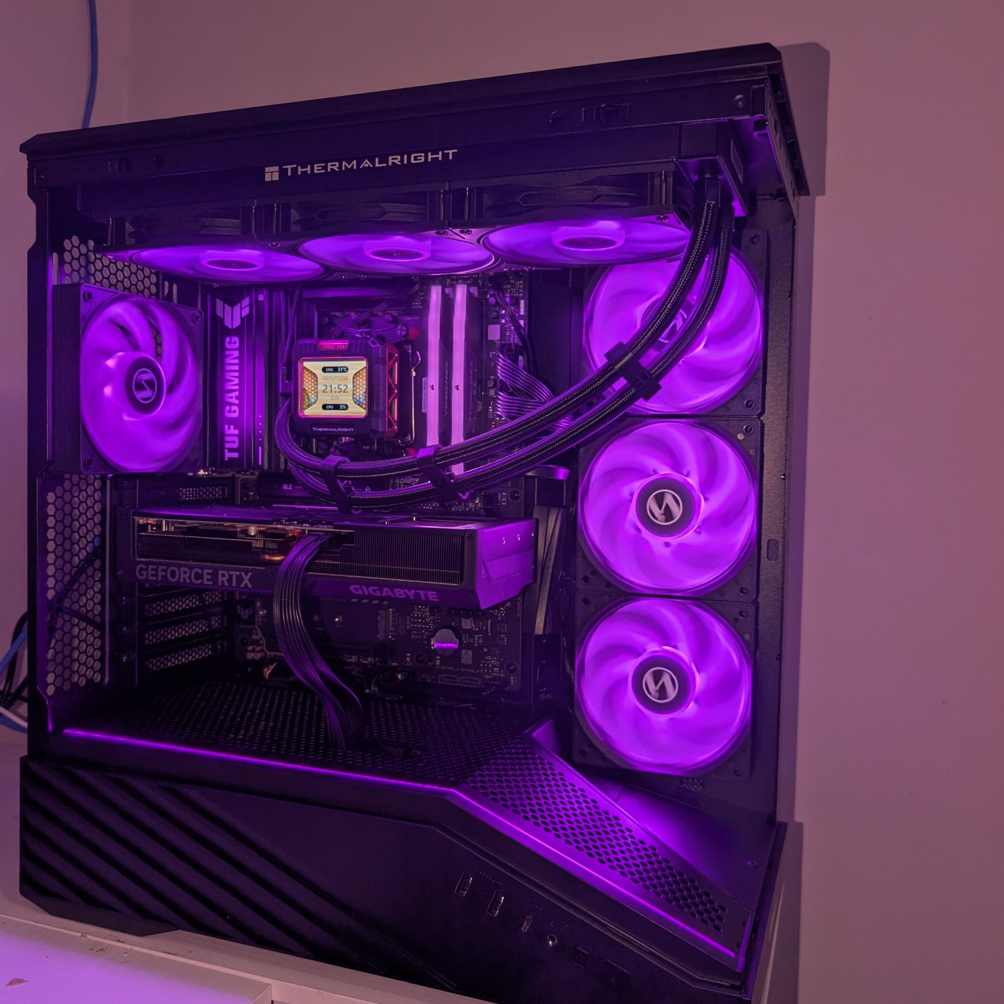 New Gaming PC! Ryzen 5 9600x / 4070 Ti / 32gb ddr5 6000mhz / 1tb ssd
