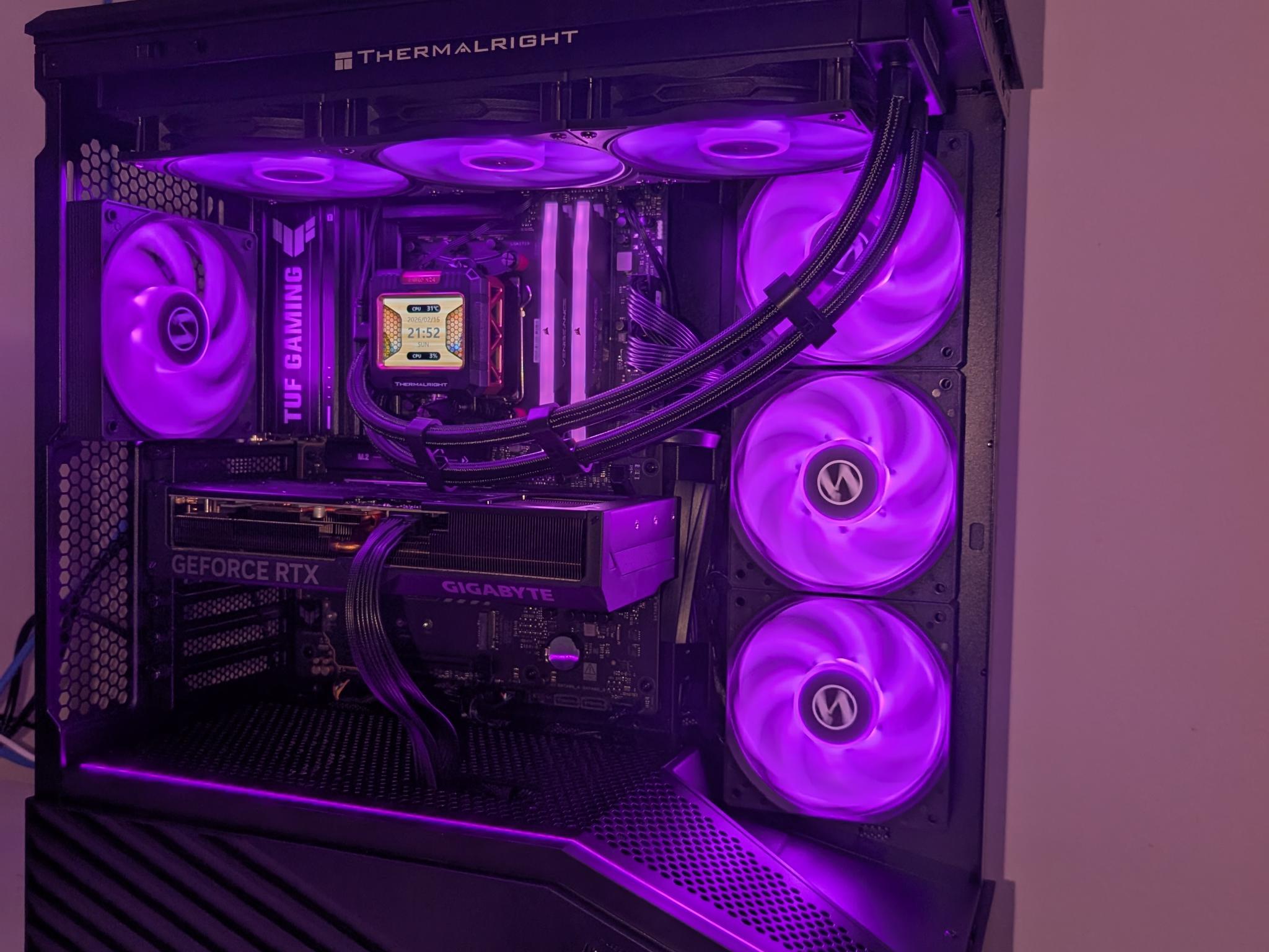 New Gaming PC! Ryzen 5 9600x / 4070 Ti / 32gb ddr5 6000mhz / 1tb ssd