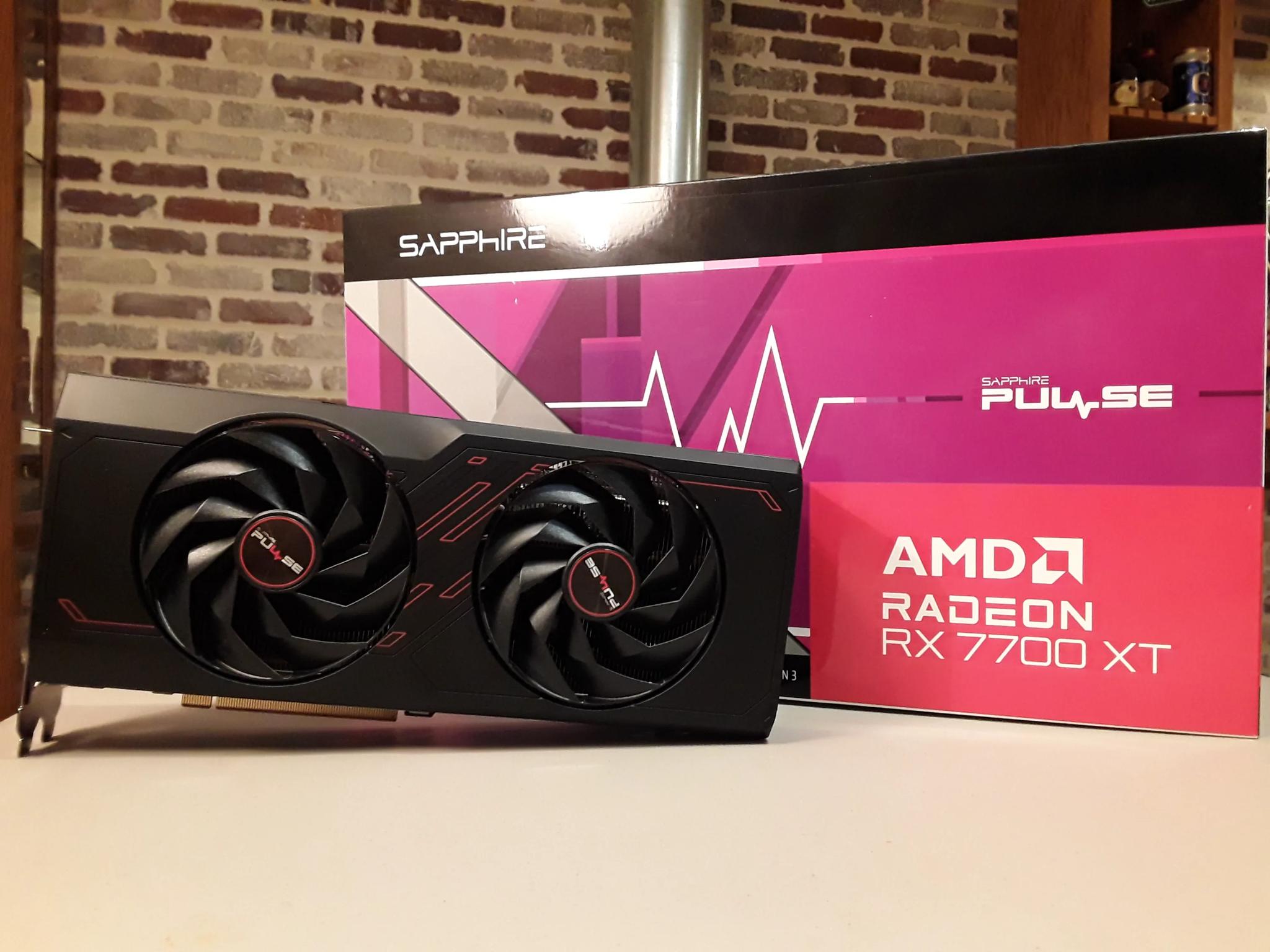 Sapphire Pulse RX 7700XT 12GB - Like New