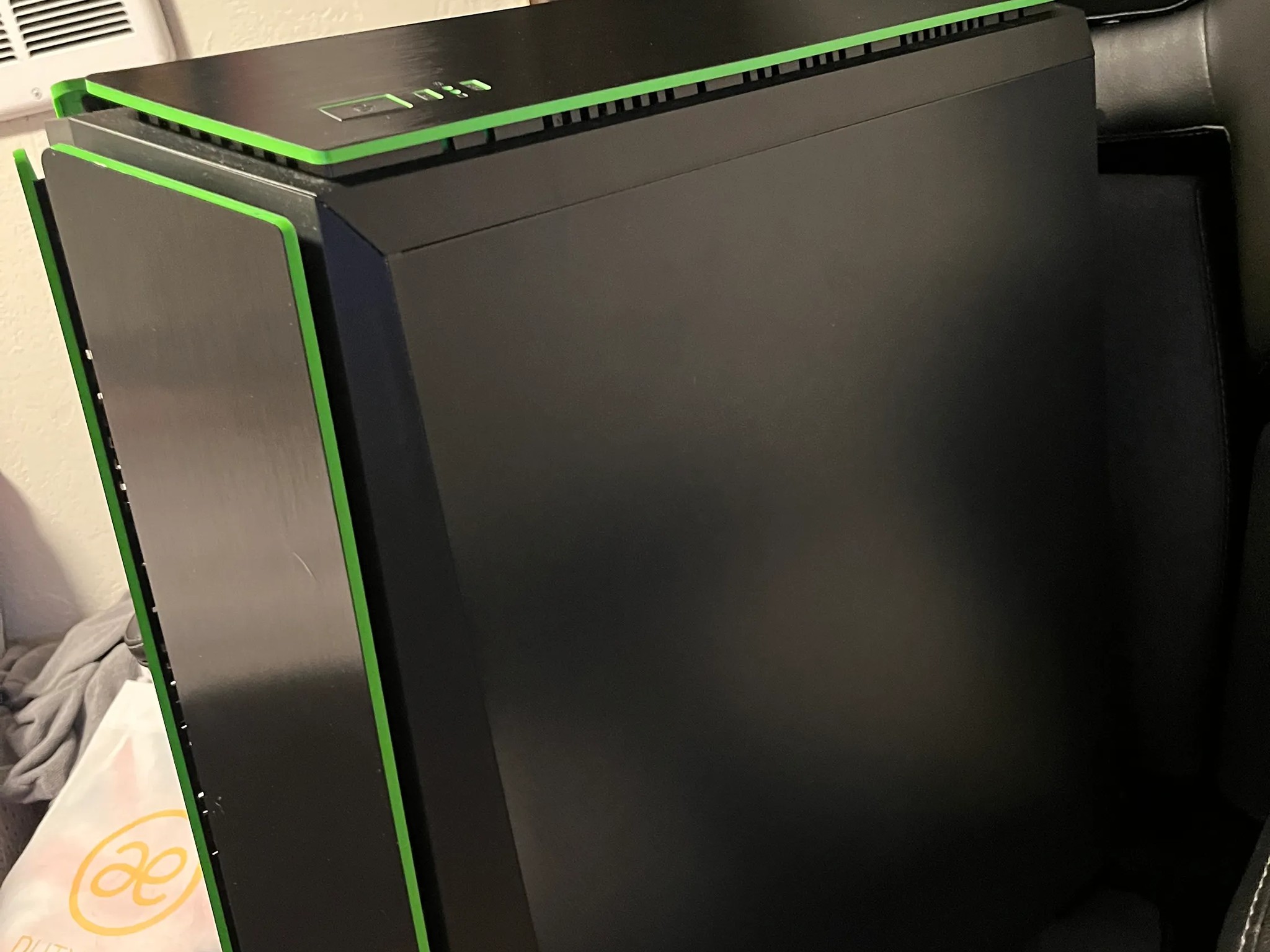 Gaming PC MSI GTX 1080 Intel i7 8700k Black and Green Full Tower 