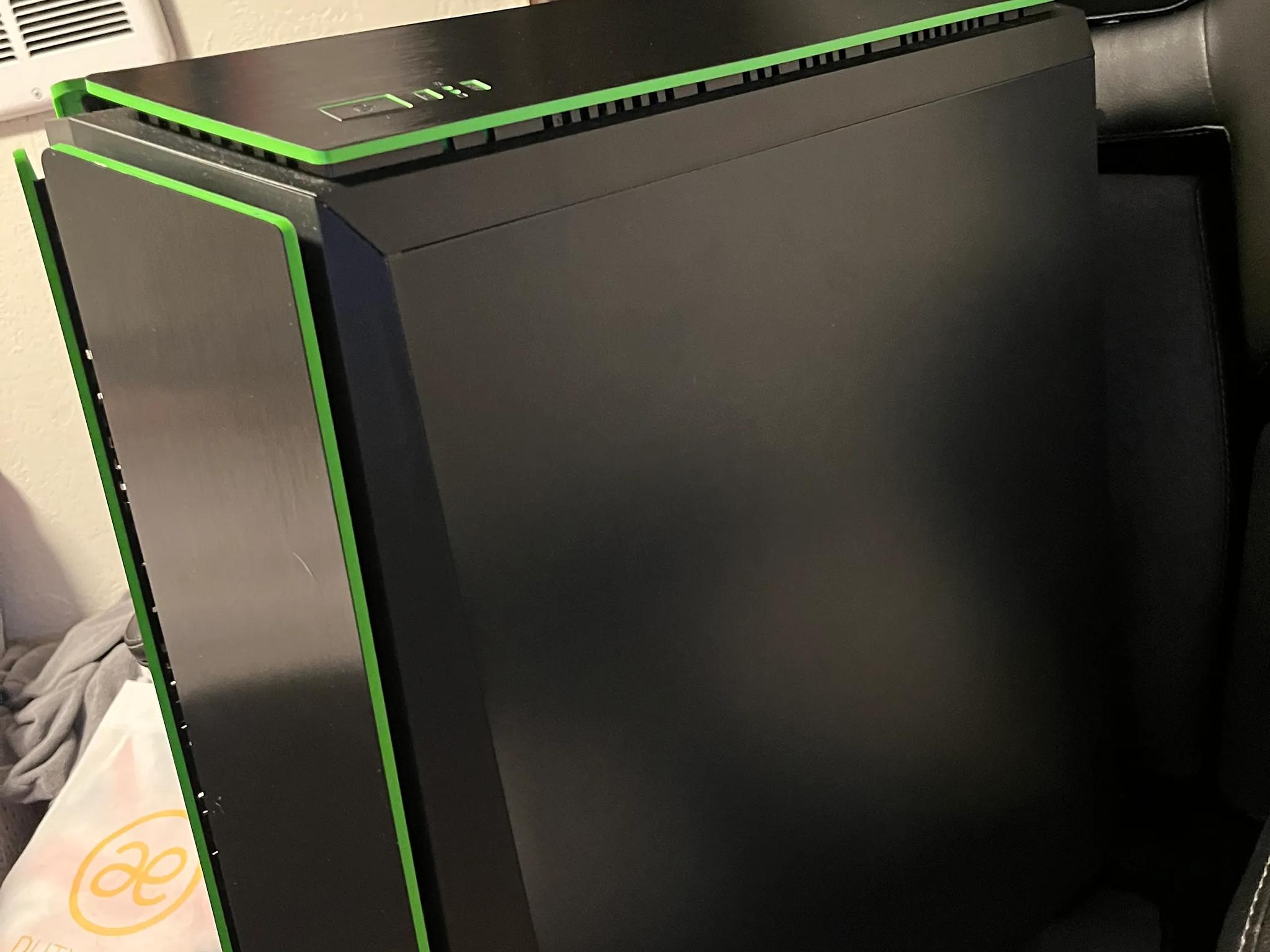 Gaming PC MSI GTX 1080 Intel i7 8700k Black and Green Full Tower 