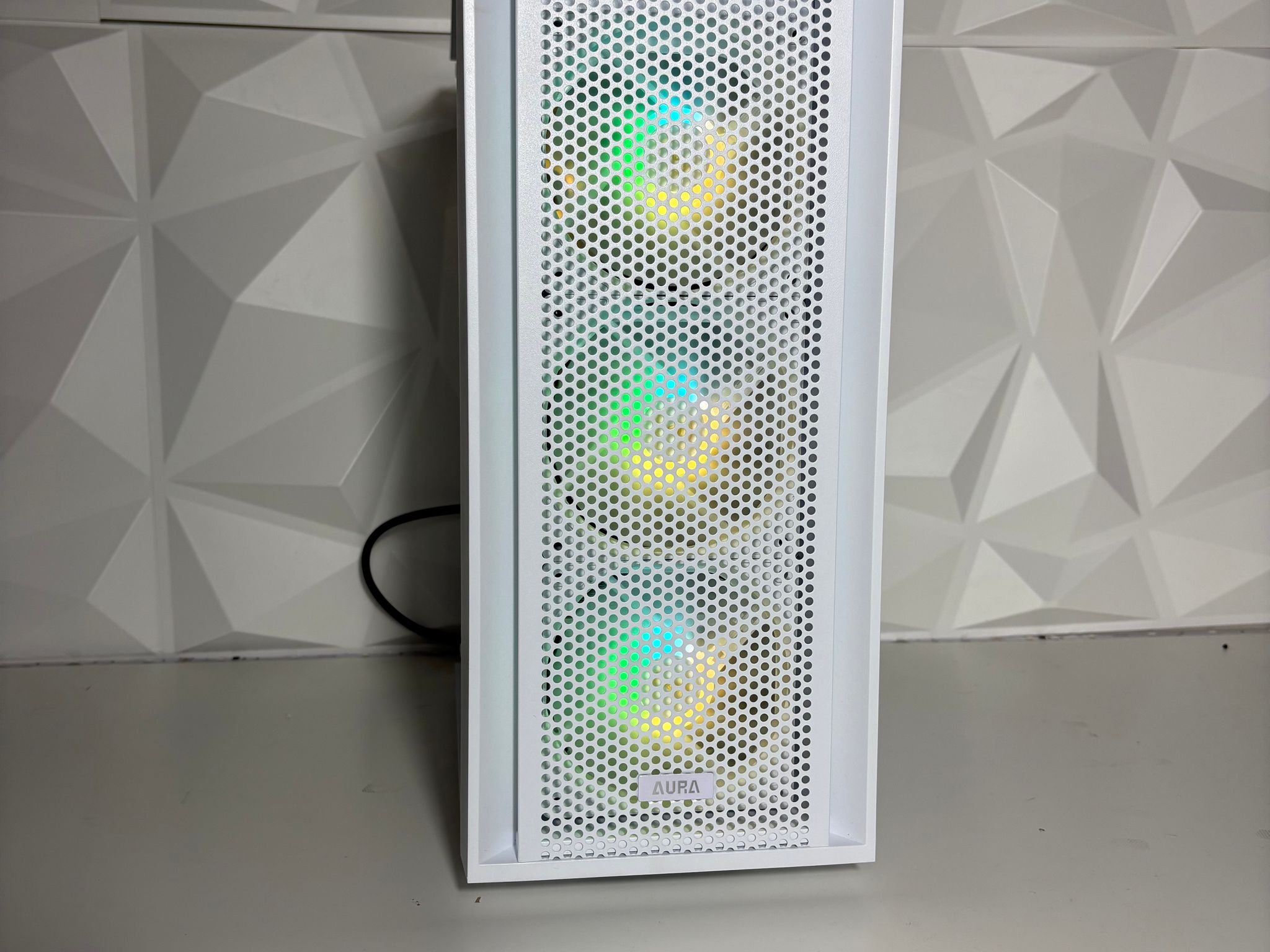 Glacier Valley (V2) Gaming PC - AMD Ryzen 7 1700, RTX 2060, 16GB DDR4, 1TB SSD