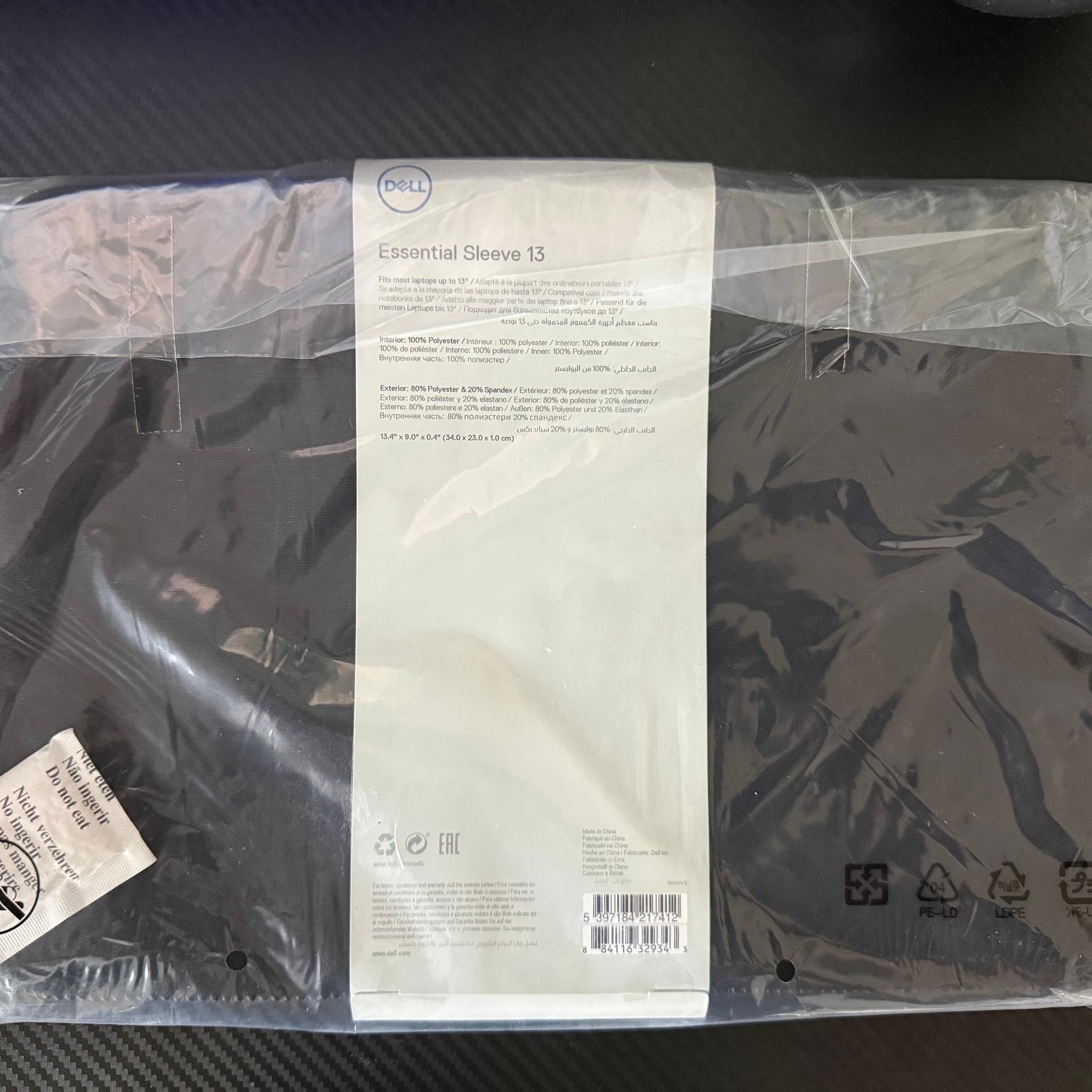 Dell Essential Sleeve 13 Black Water-Resistant Padded for 13 in Laptop