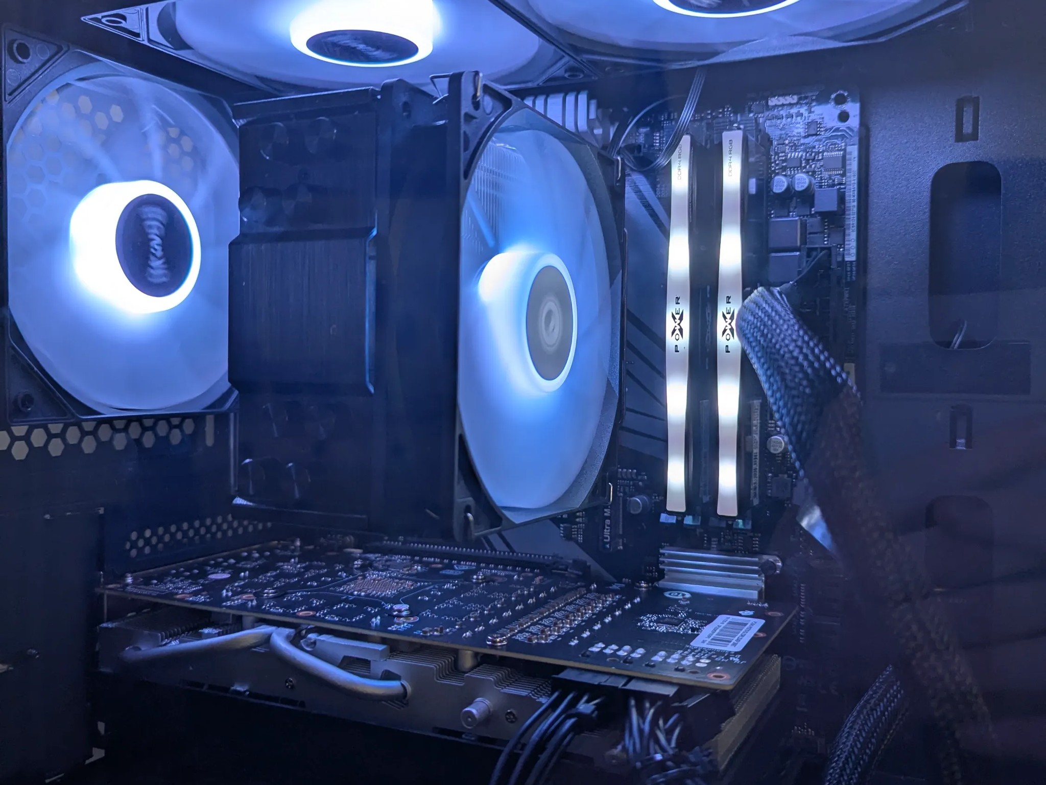 RGB Gaming PC Great for 1080p | Ryzen 5 3600, RX 5700 XT, 16gb 3200MHz RAM |