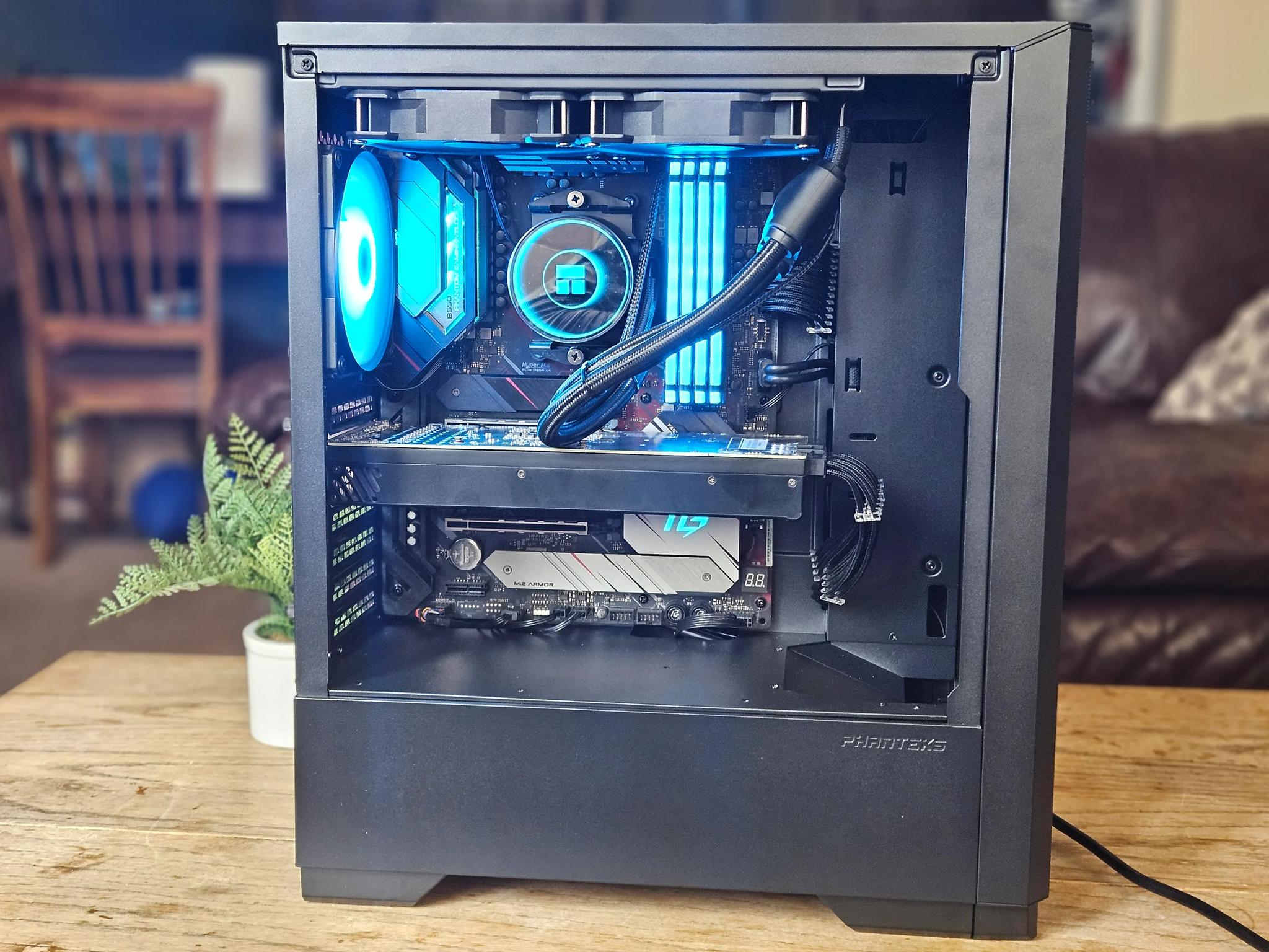 Ryzen 5 5600X RTX 3070 Gaming and Streaming PC
