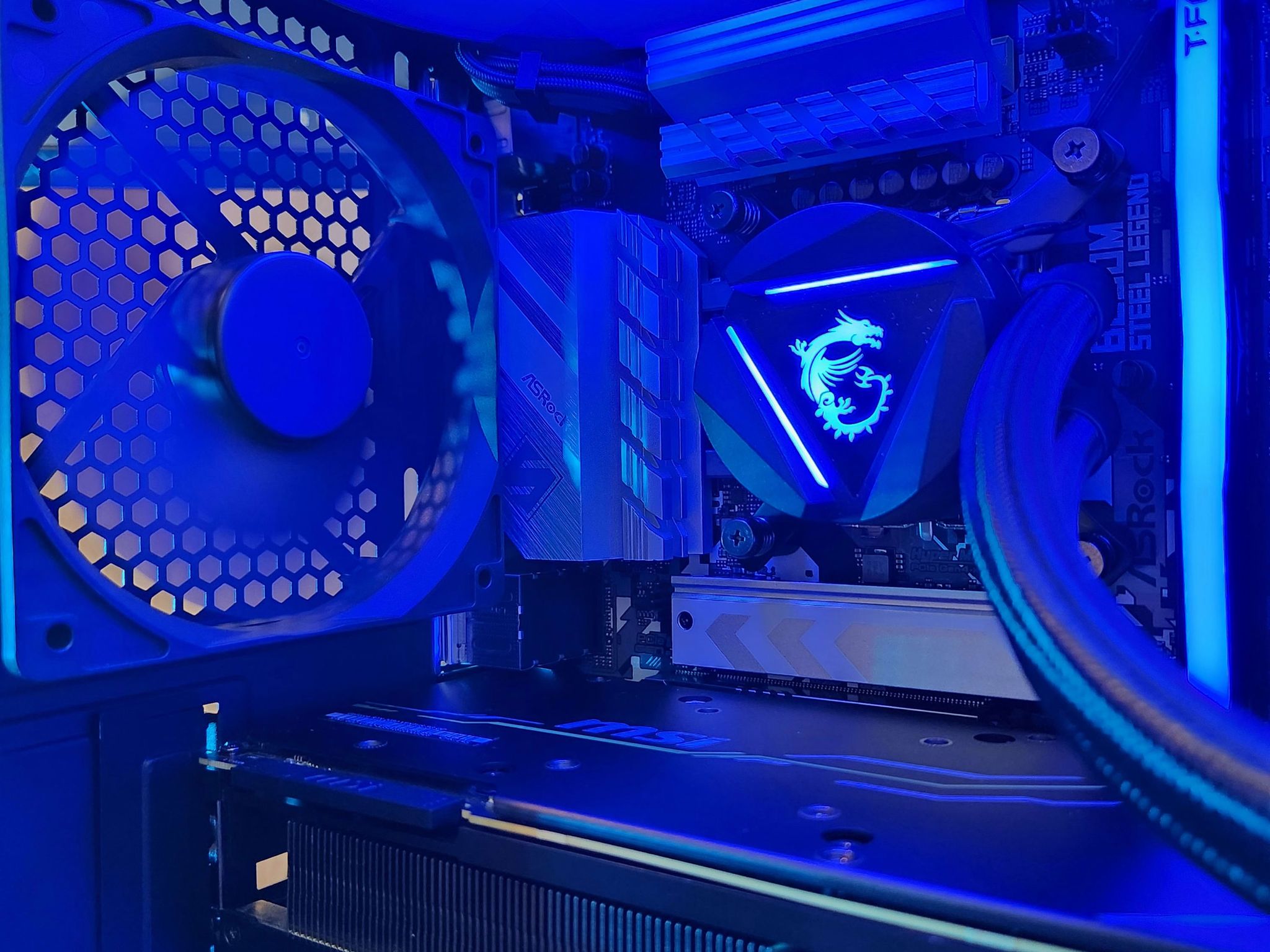 Custom 12600K | RTX 2080 | 32GB 3200 MHz | 2TB NVME SSD Gaming PC