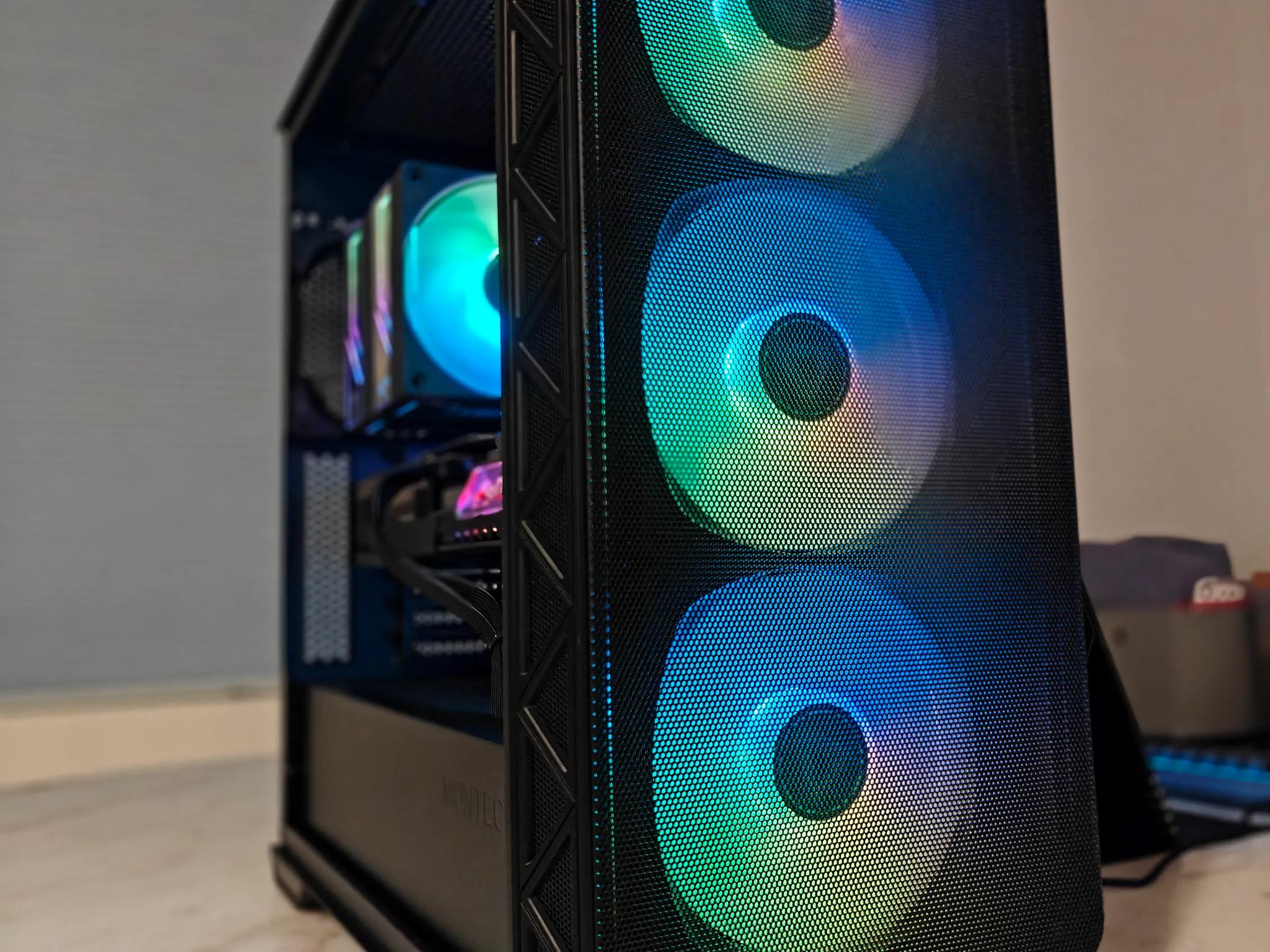 1440P - MSI Vanguard Nvidia RTX 5070 - AMD Ryzen 7 7700X - 32GB DDR5 6000 - 2TB M.2 Gen 4 SSD