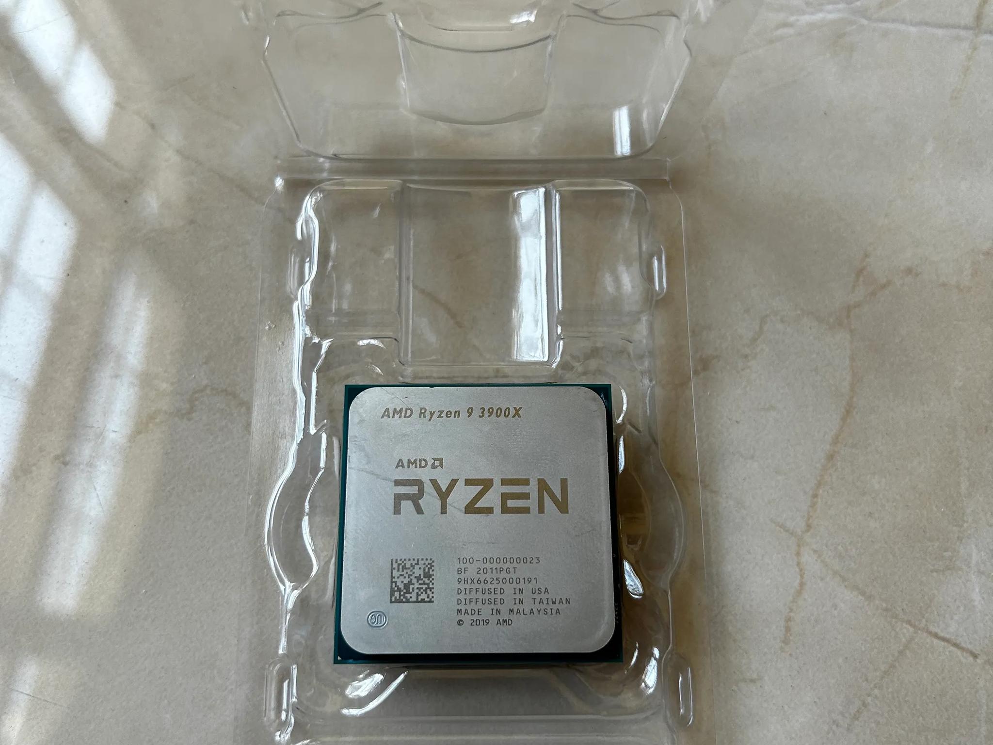 Ryzen 9 3900X 12 Core 24 Thread Processor With Wraith Prism Cooler