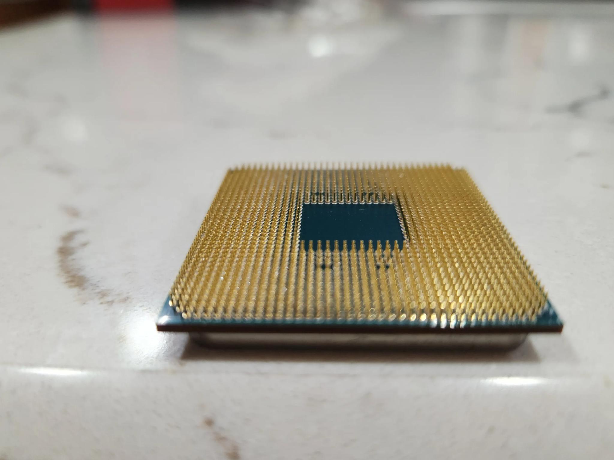 AMD Ryzen 9 3900x NO BOX NO COOLER