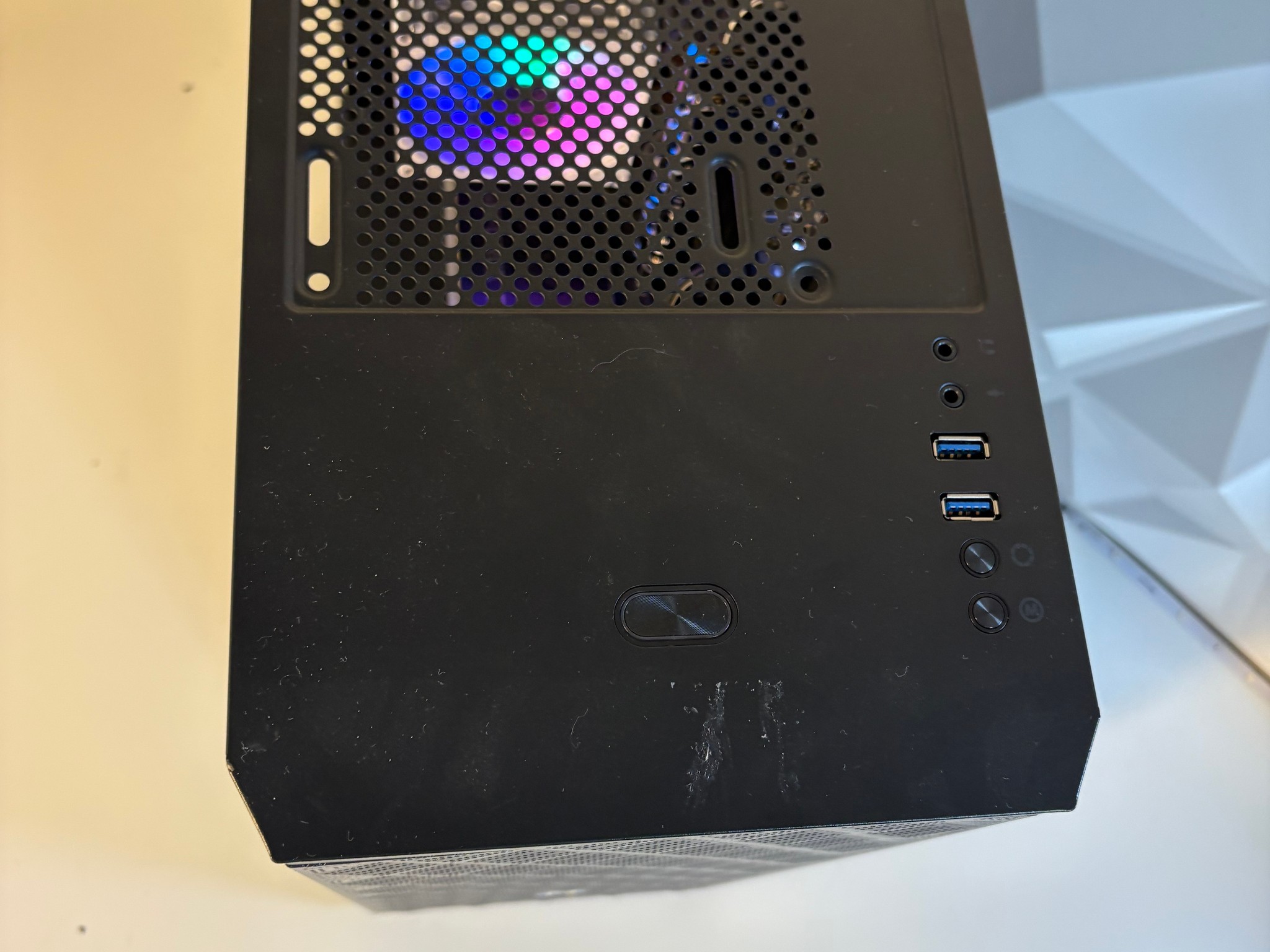 //RGB Gaming PC//  - GTX 1070 8GB, i7 7700K, 512GB, 16GB DDR4