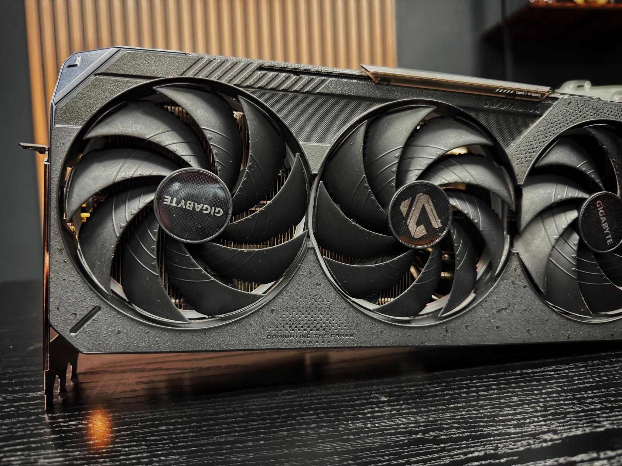 GIGABYTE GeForce RTX 5090 GAMING OC 32G