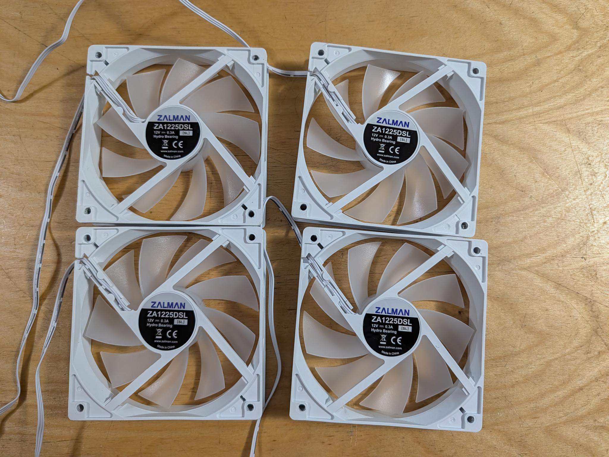 4x Zalman rainbow fans white